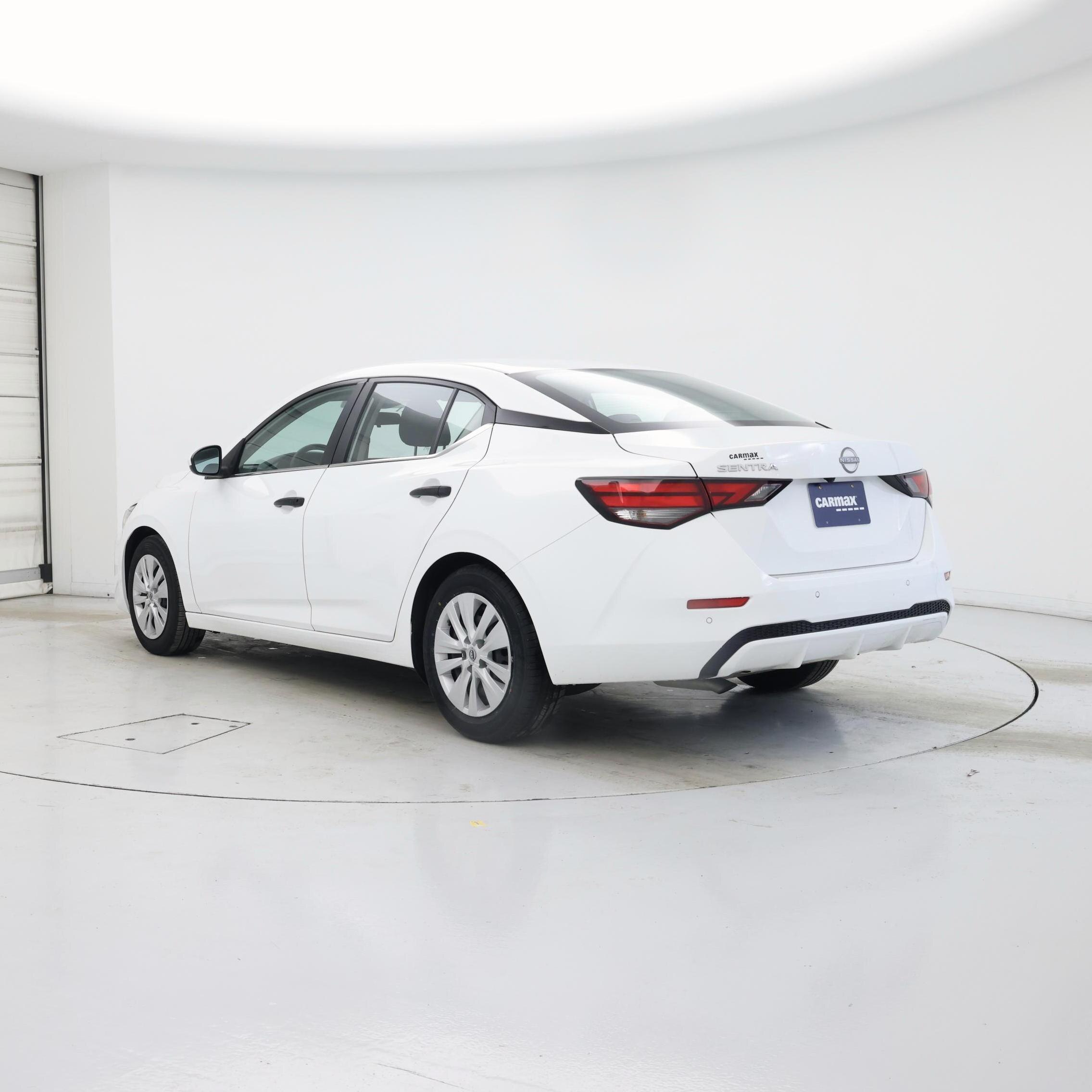 Thumbnail: 2025 Nissan Sentra - 2