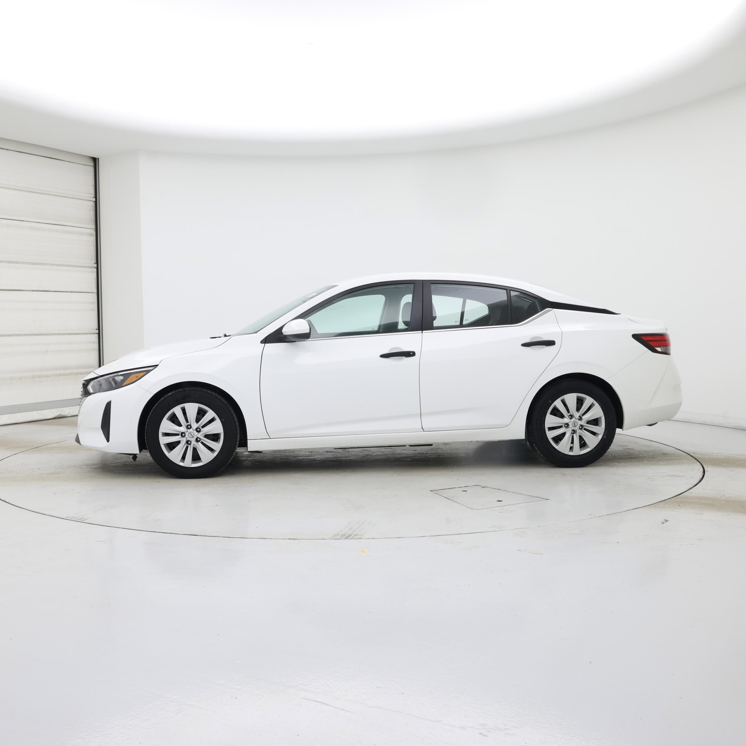 Thumbnail: 2025 Nissan Sentra - 3