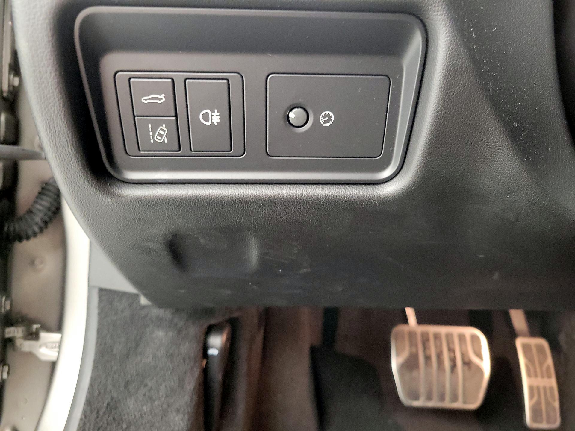 Thumbnail: 2020 Jaguar F-Type - 13