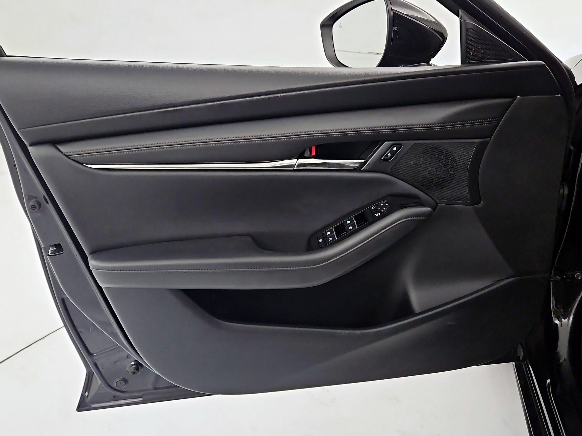 Thumbnail: 2025 Mazda Mazda3 - 12