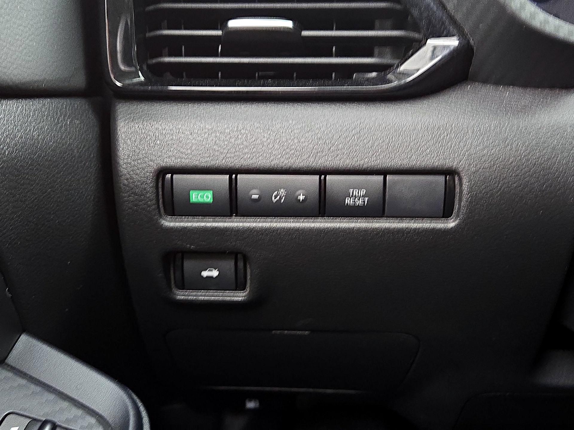 Thumbnail: 2023 Nissan Sentra - 13