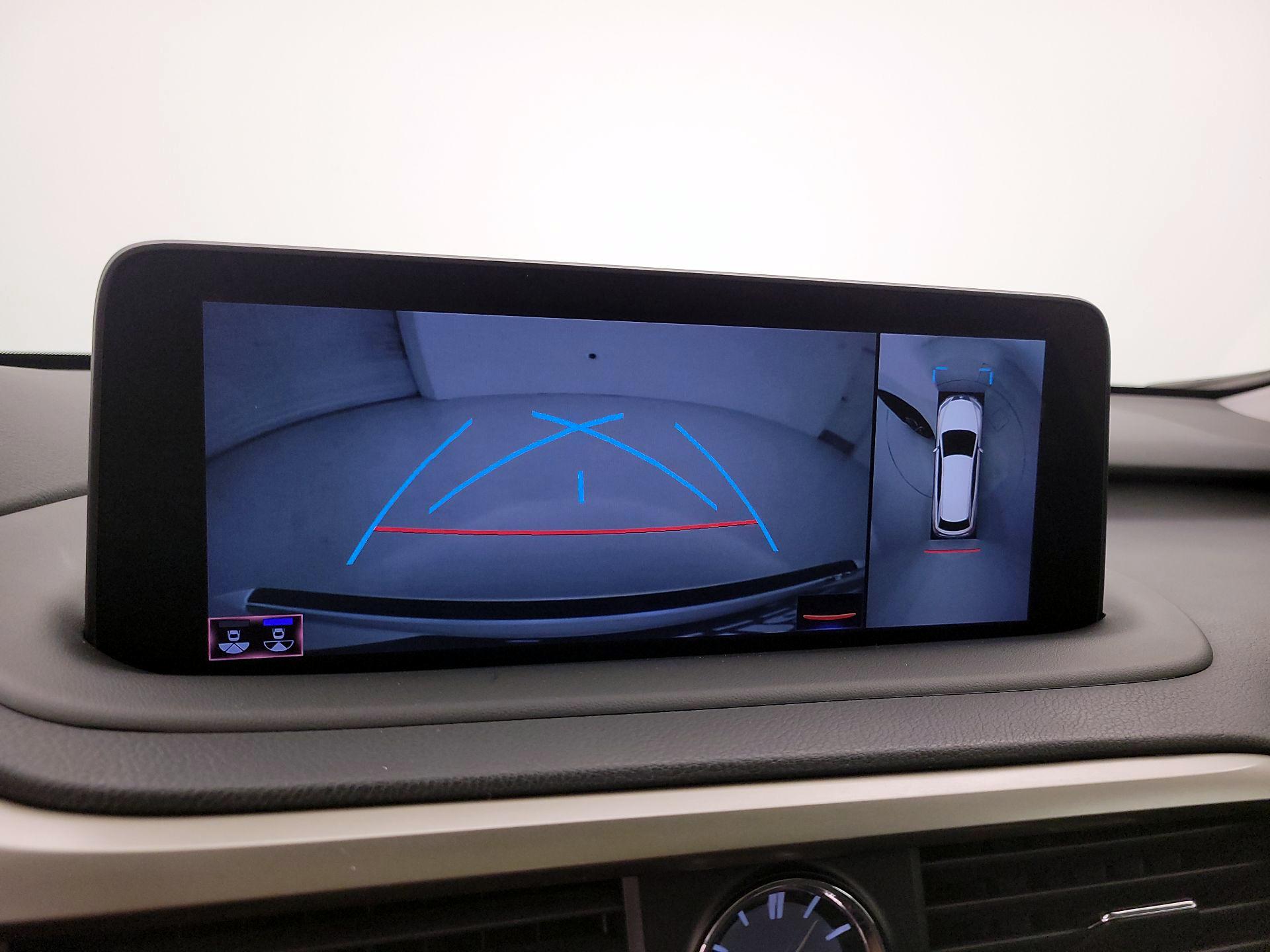 Thumbnail: 2022 Lexus RX - 15