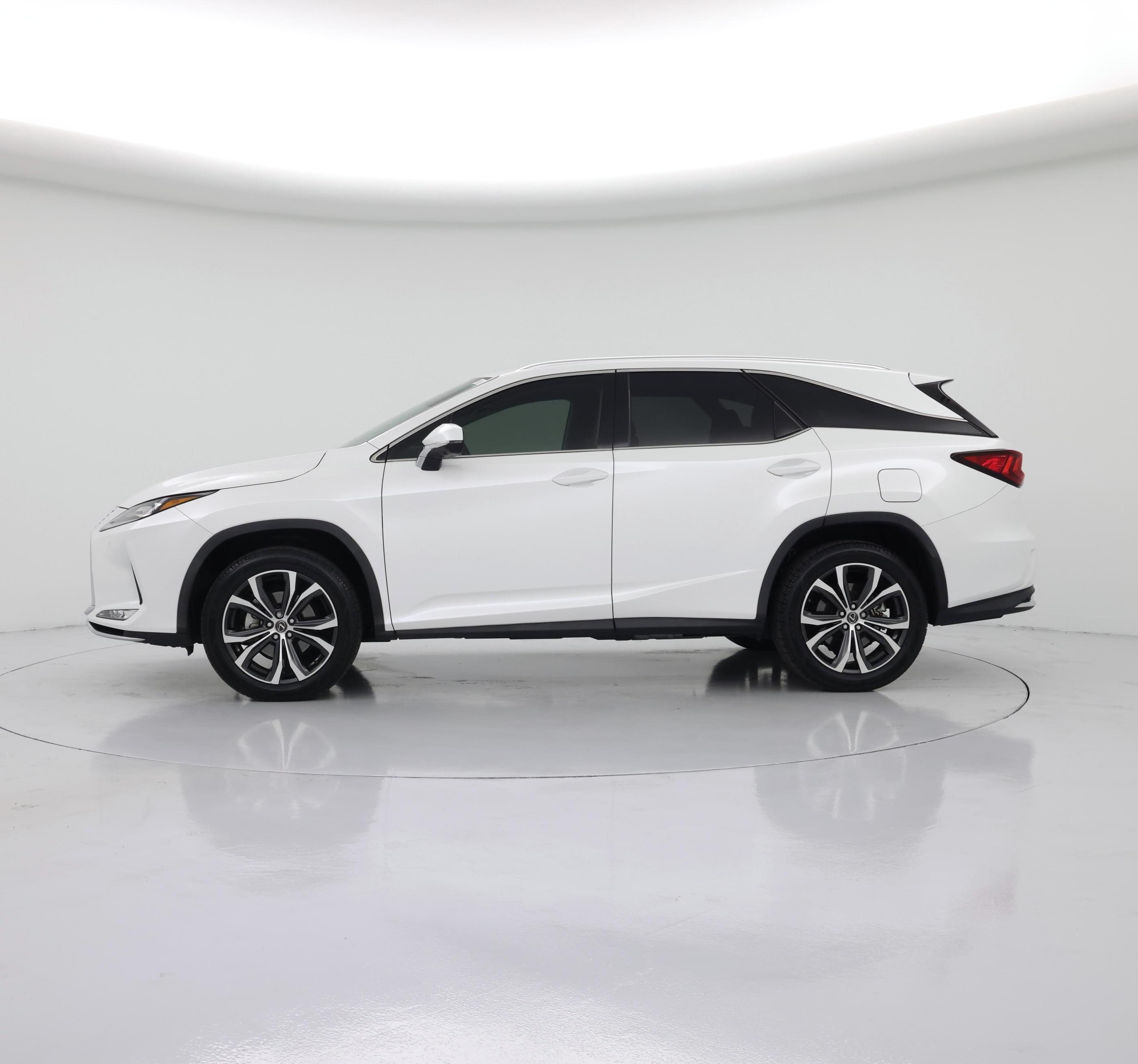 Thumbnail: 2022 Lexus RX - 3