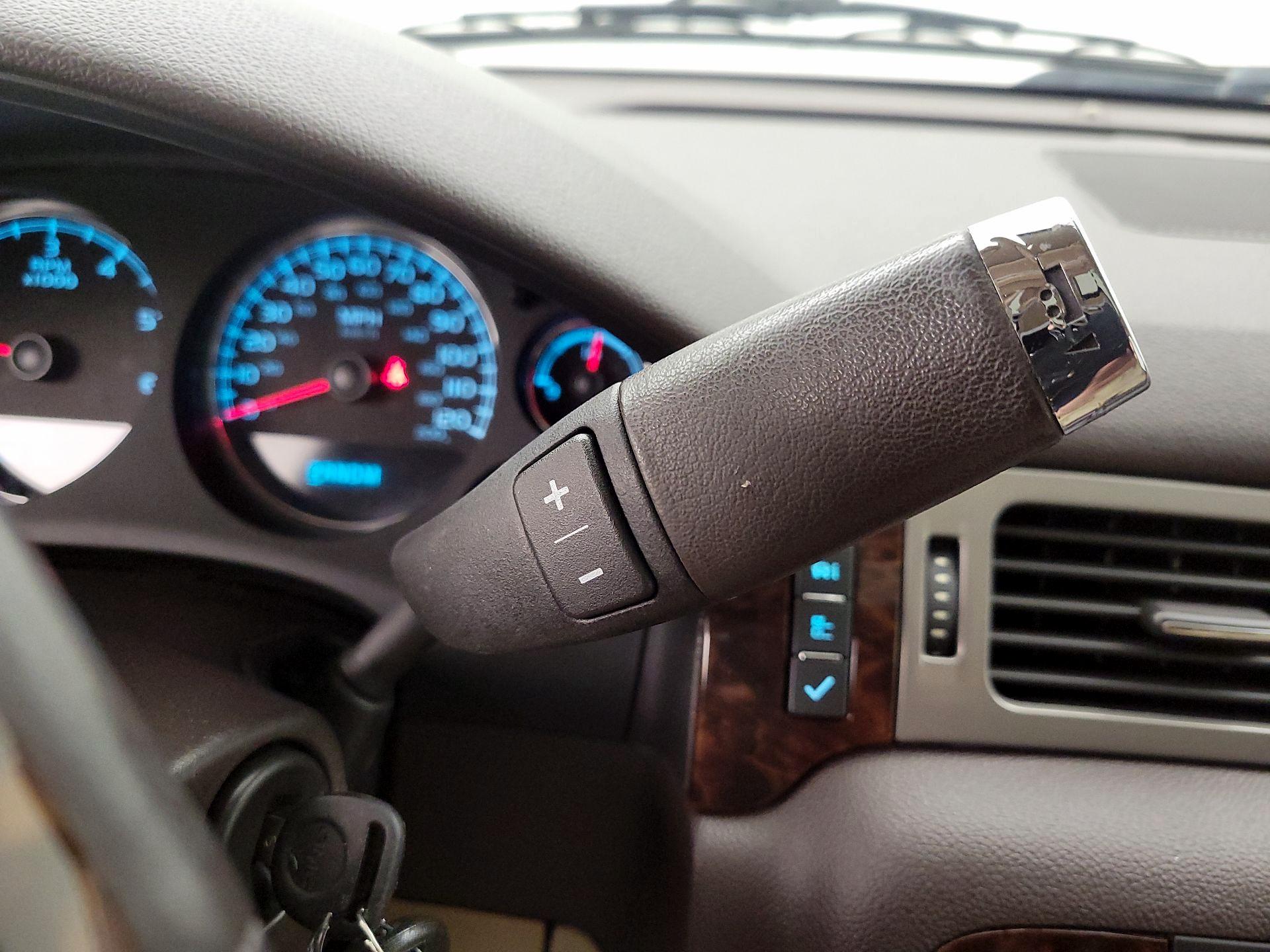 Thumbnail: 2014 GMC Yukon - 18