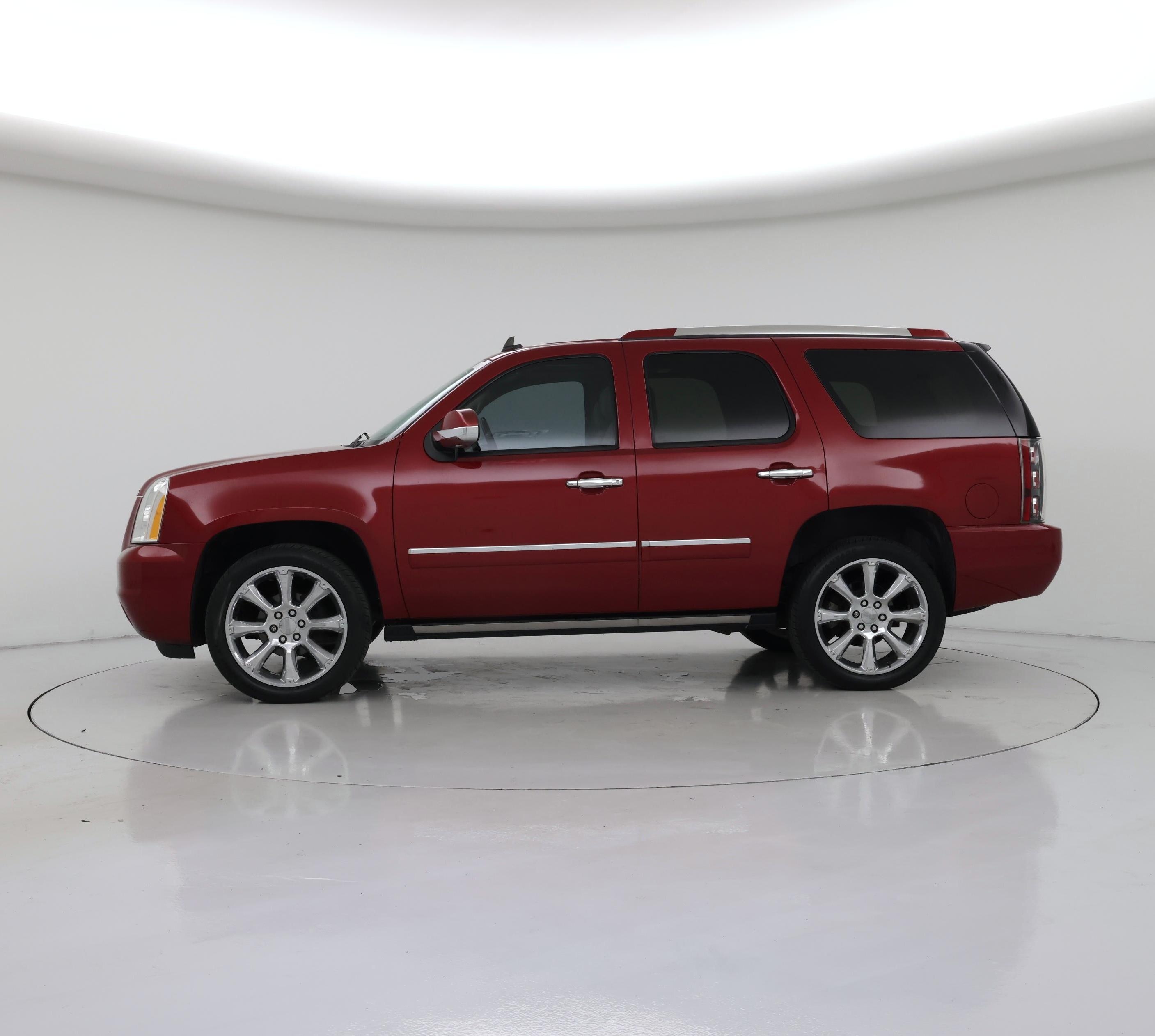 Thumbnail: 2014 GMC Yukon - 3
