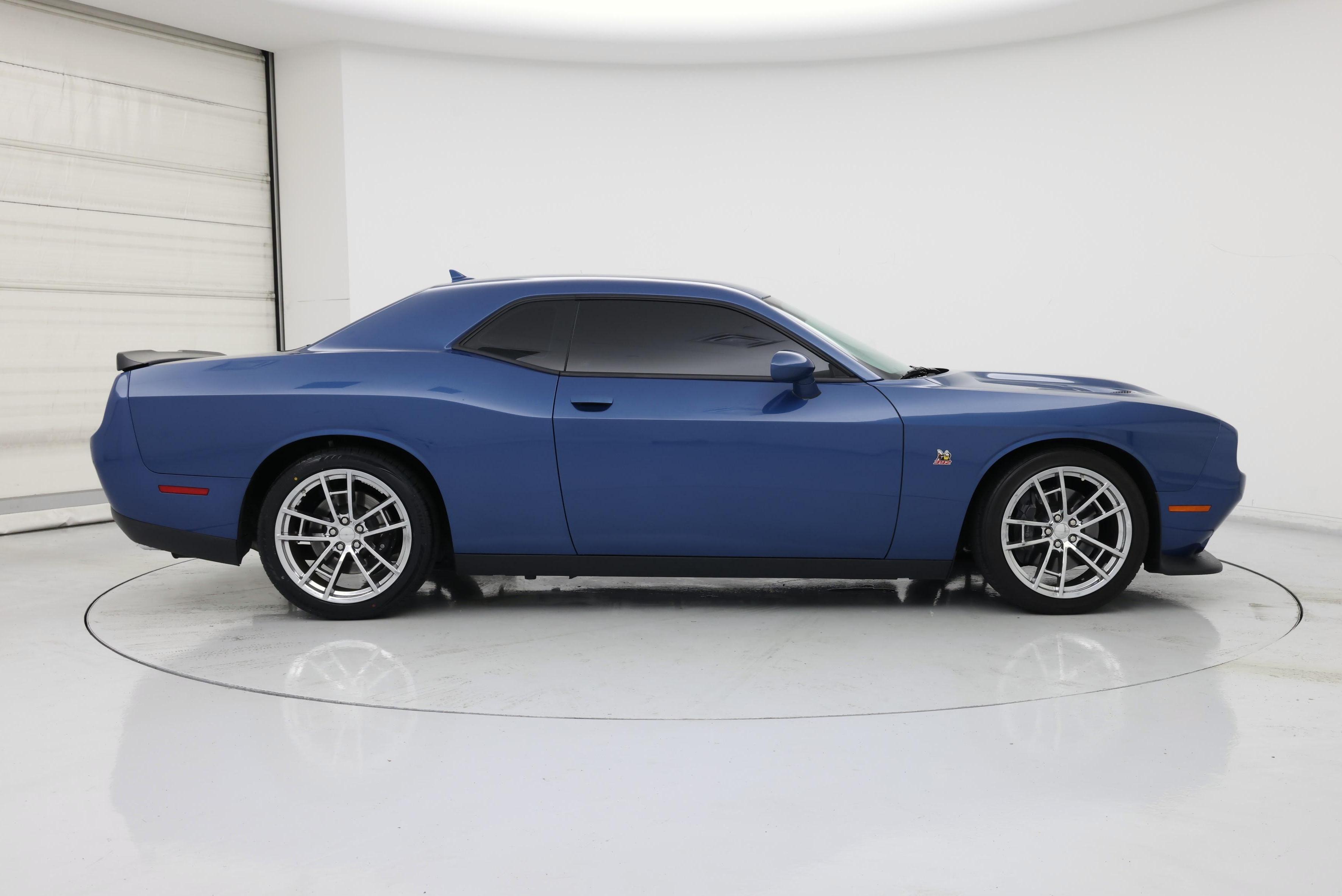 Thumbnail: 2022 Dodge Challenger - 7