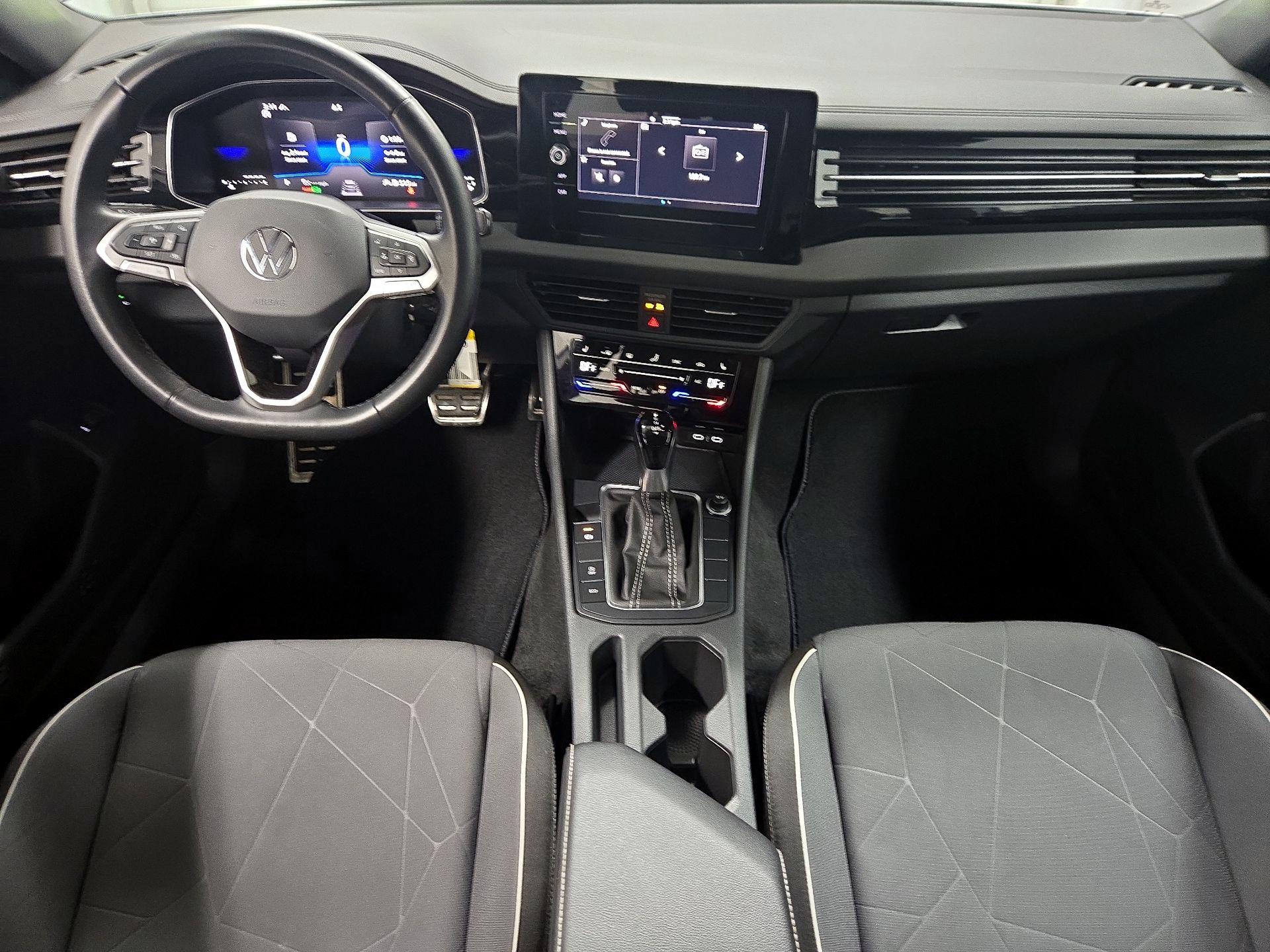 Thumbnail: 2025 Volkswagen Jetta - 9