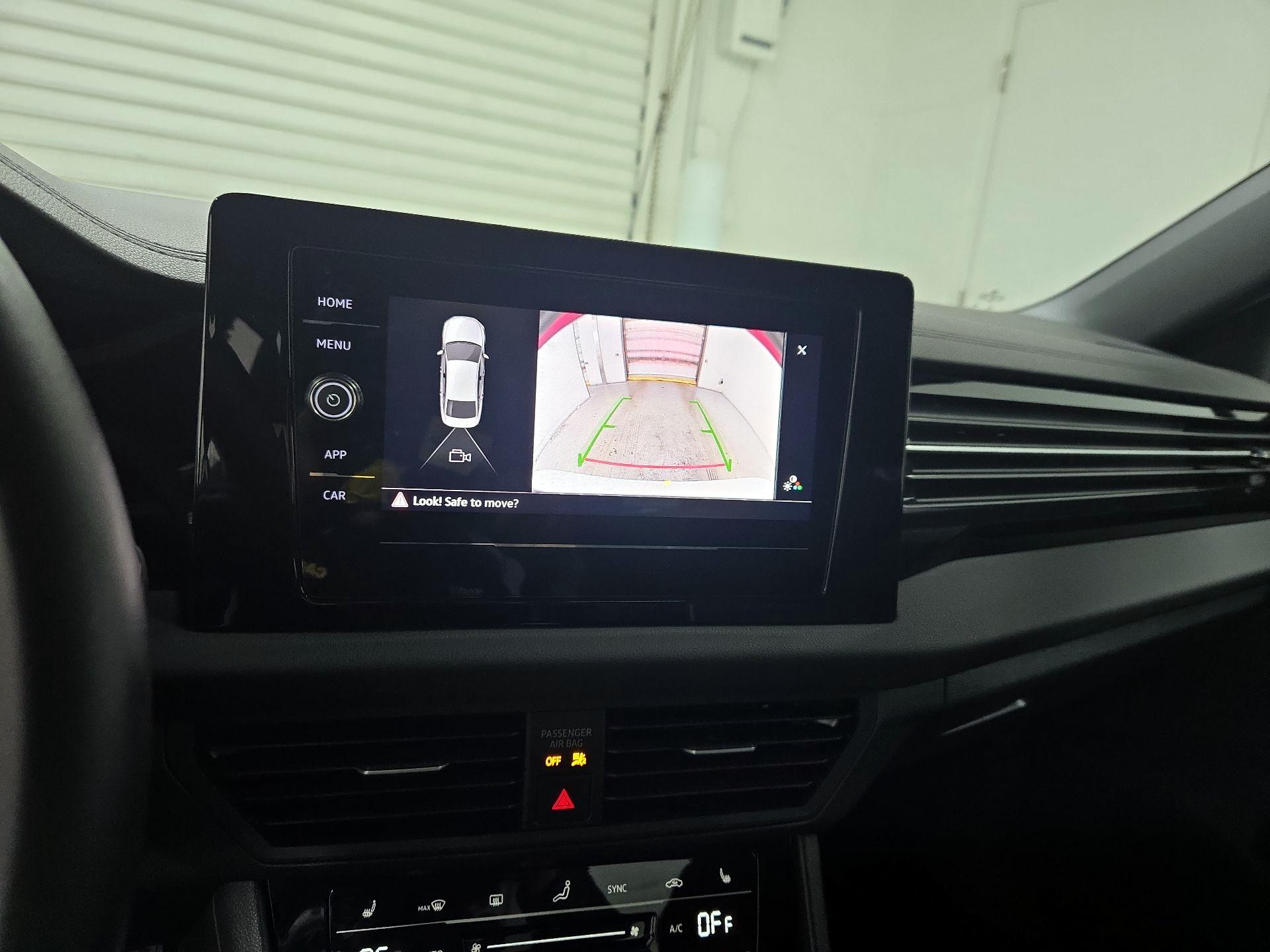 Thumbnail: 2025 Volkswagen Jetta - 14