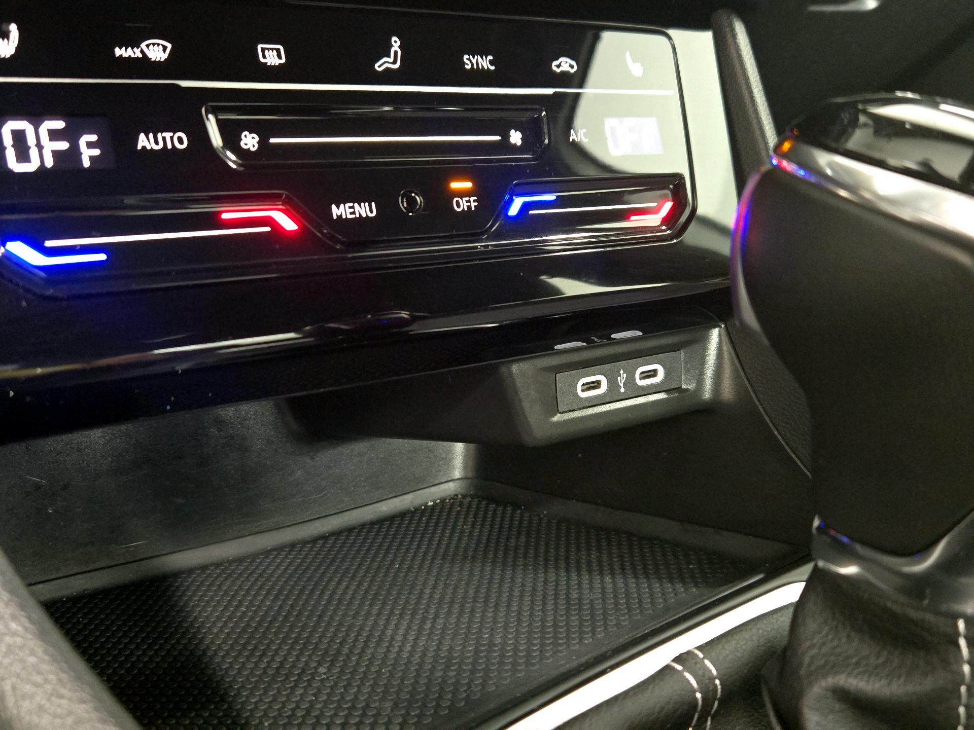 Thumbnail: 2025 Volkswagen Jetta - 18