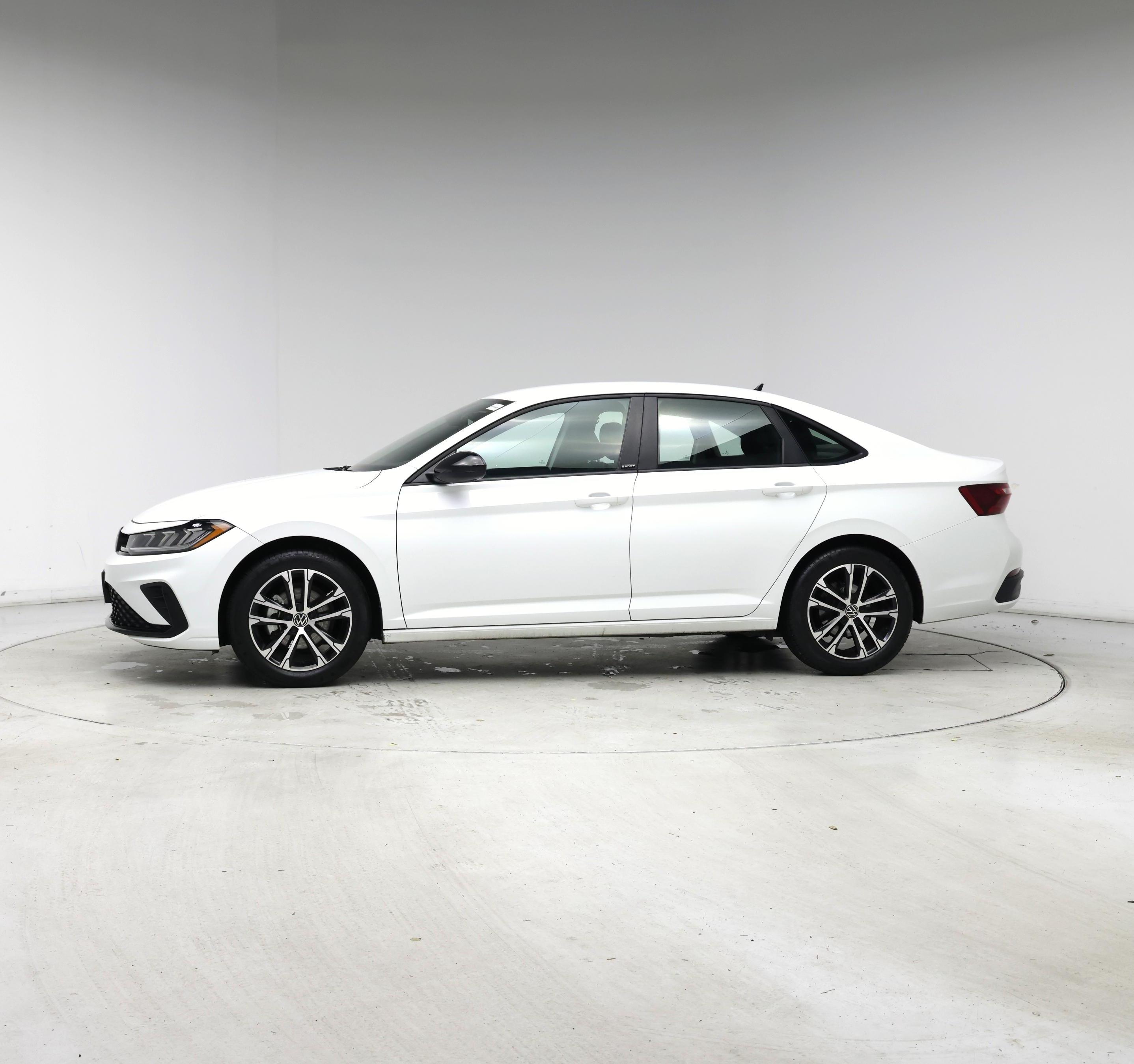 Thumbnail: 2025 Volkswagen Jetta - 3