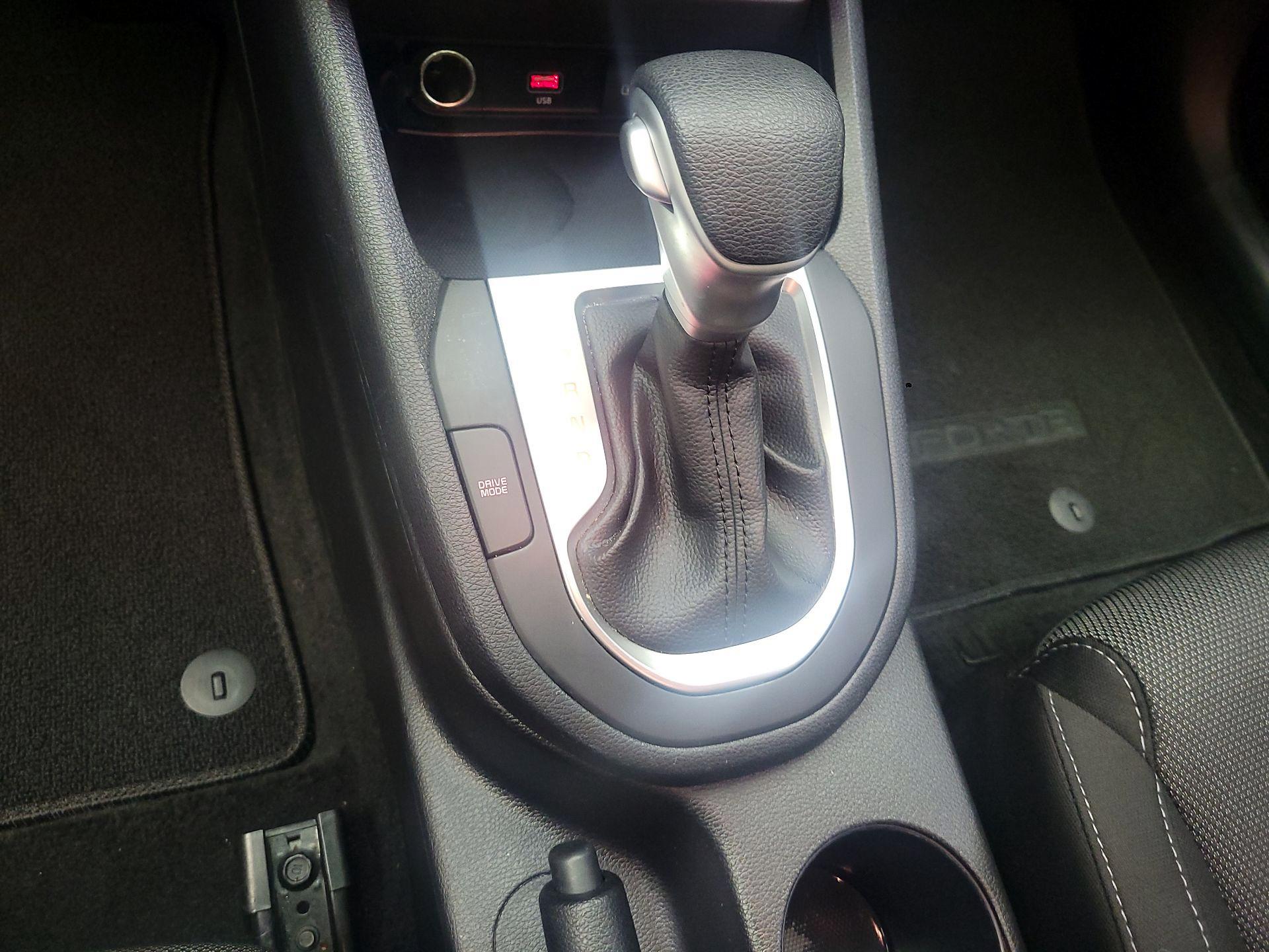 Thumbnail: 2024 Kia Forte - 15