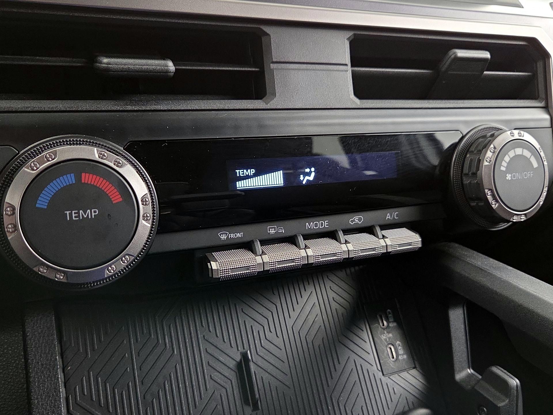 Thumbnail: 2025 Toyota 4Runner - 16