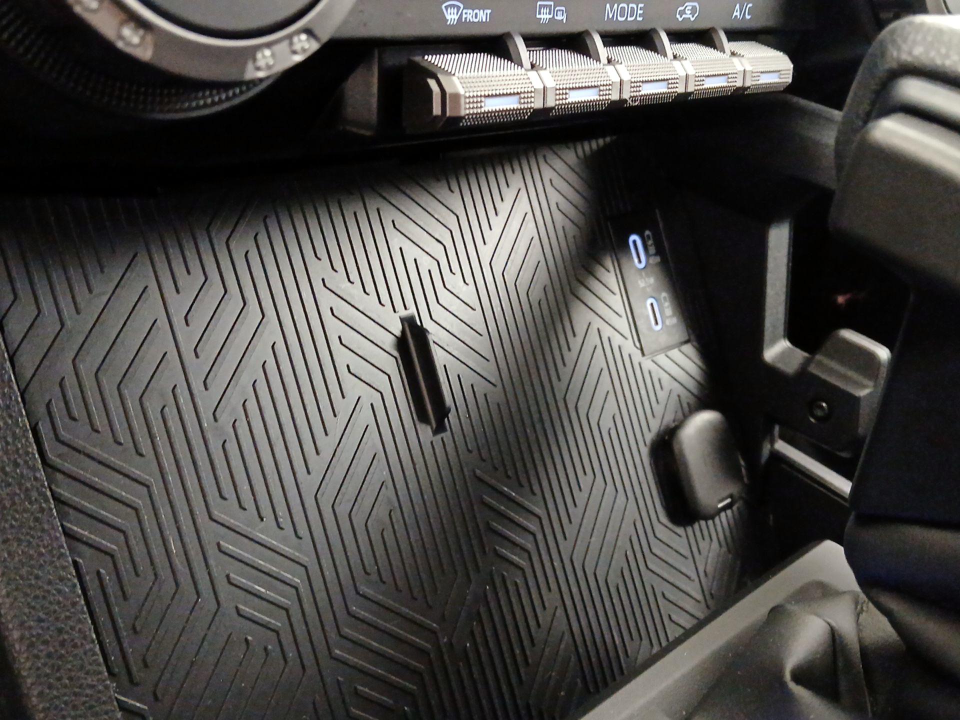 Thumbnail: 2025 Toyota 4Runner - 18