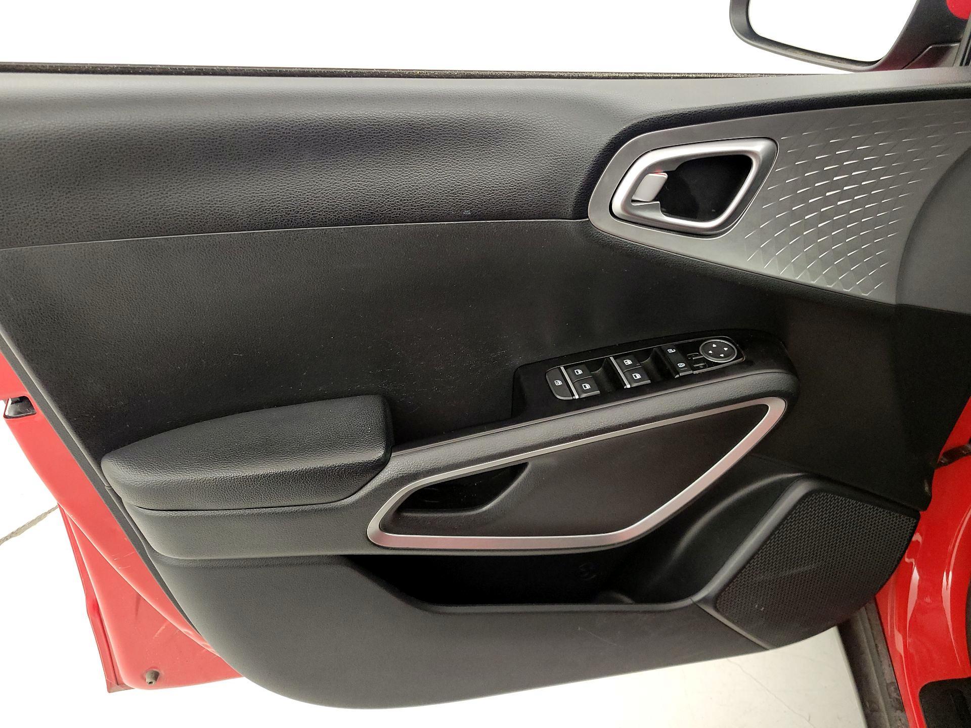 Thumbnail: 2025 Kia Soul - 12