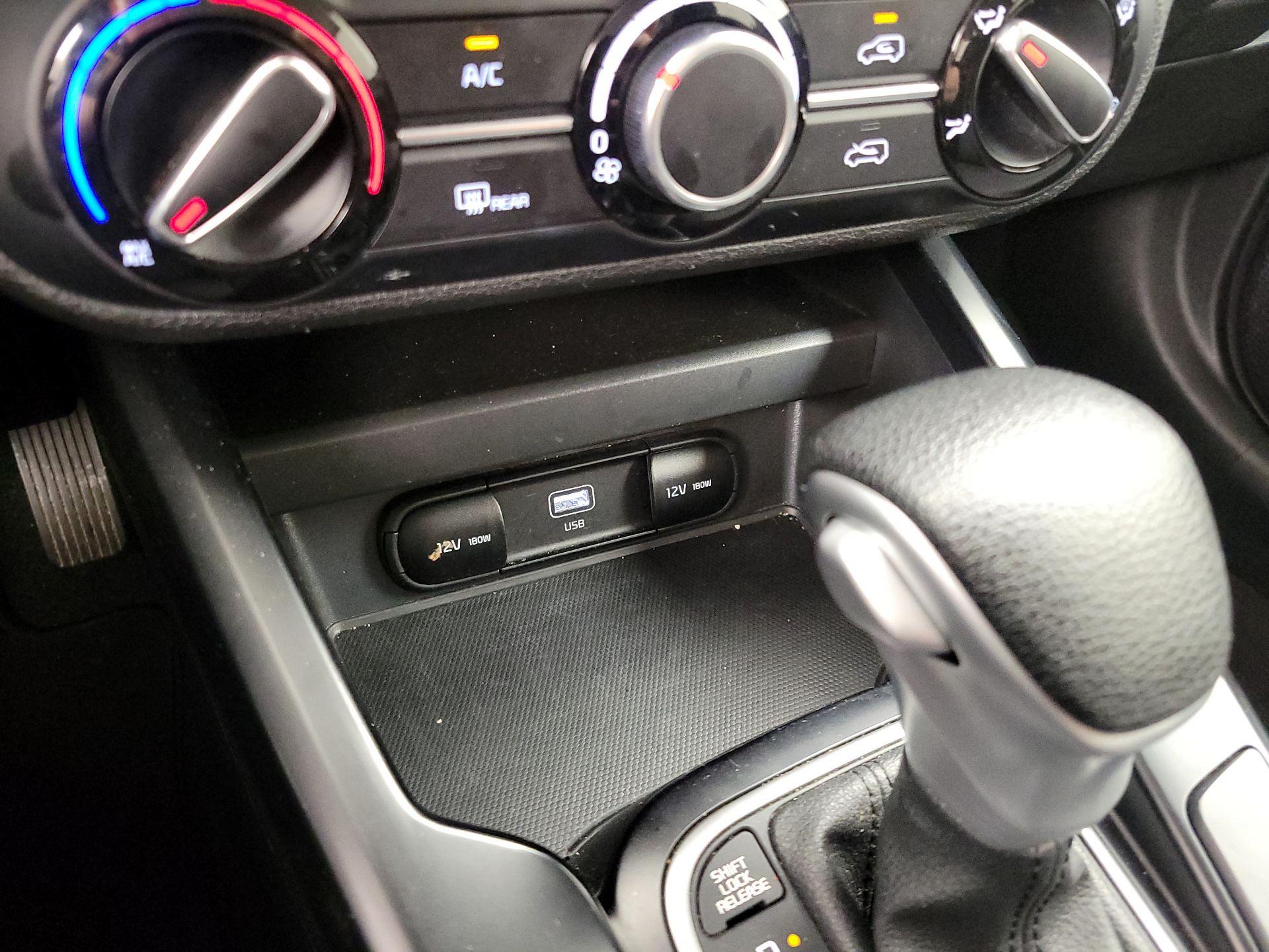 Thumbnail: 2025 Kia Soul - 18