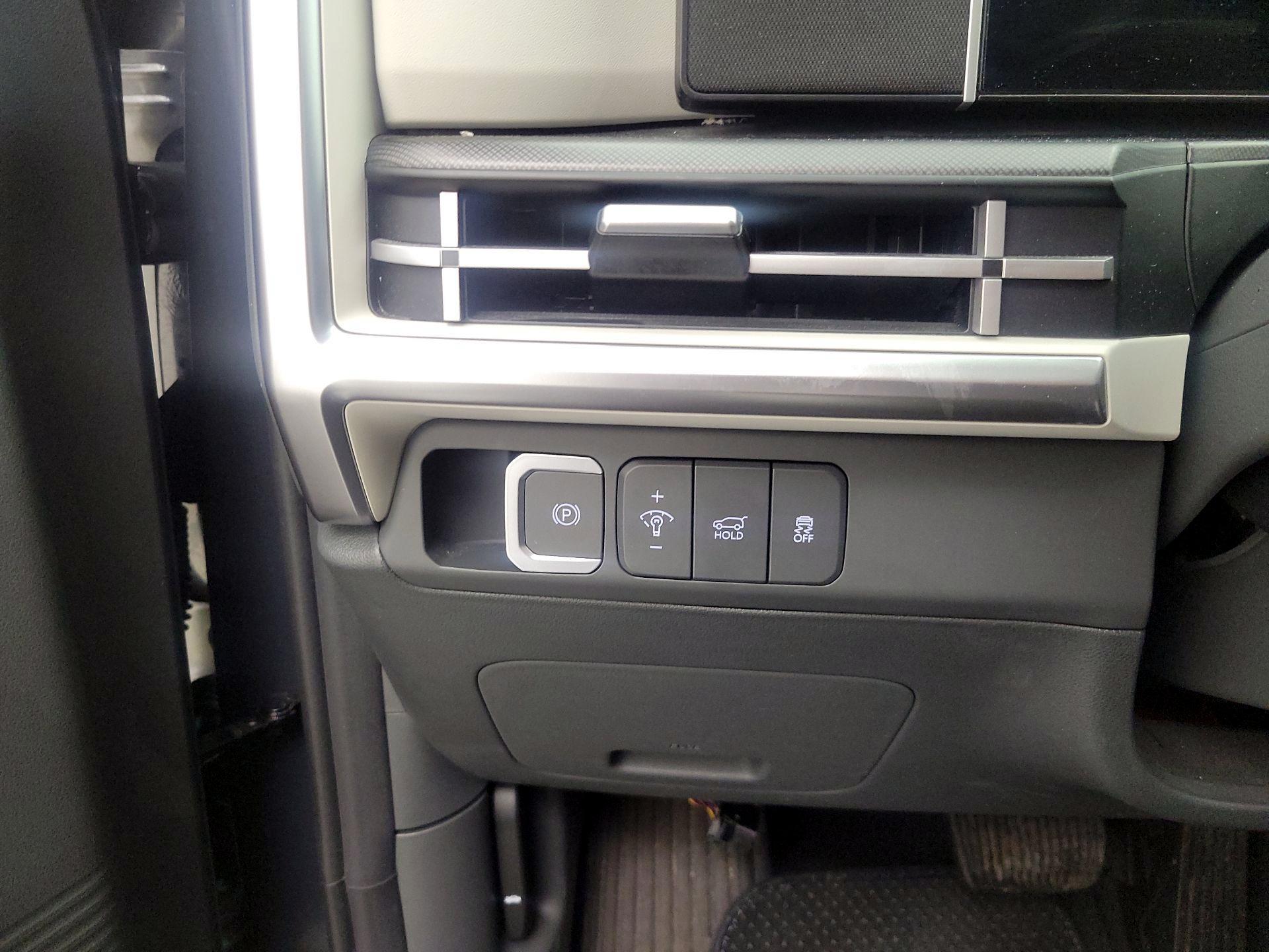 Thumbnail: 2025 Hyundai Santa Fe - 13