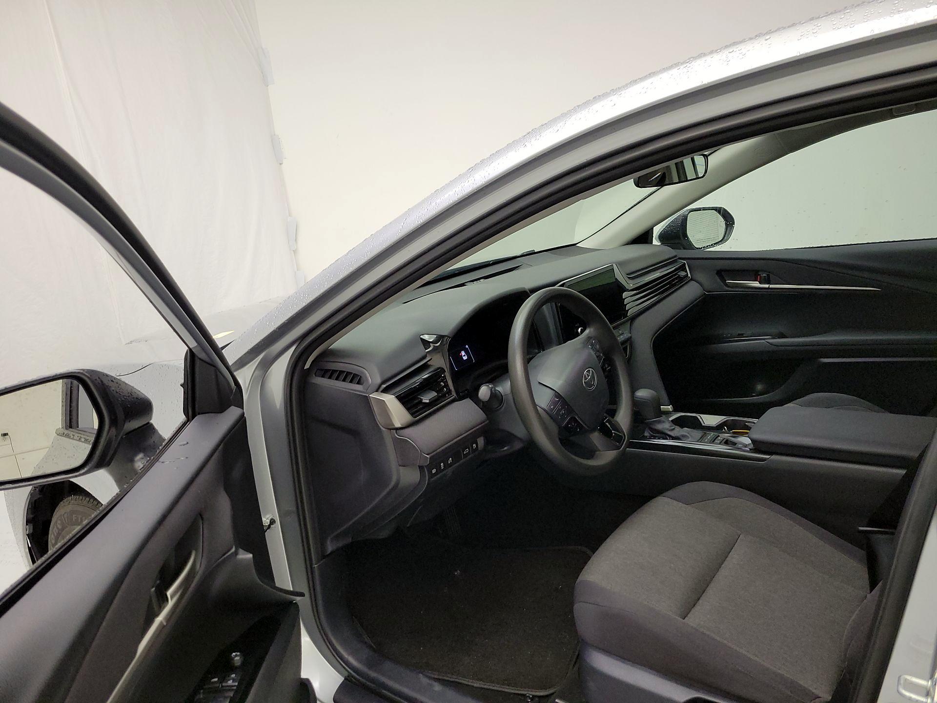 Thumbnail: 2025 Toyota Camry - 9