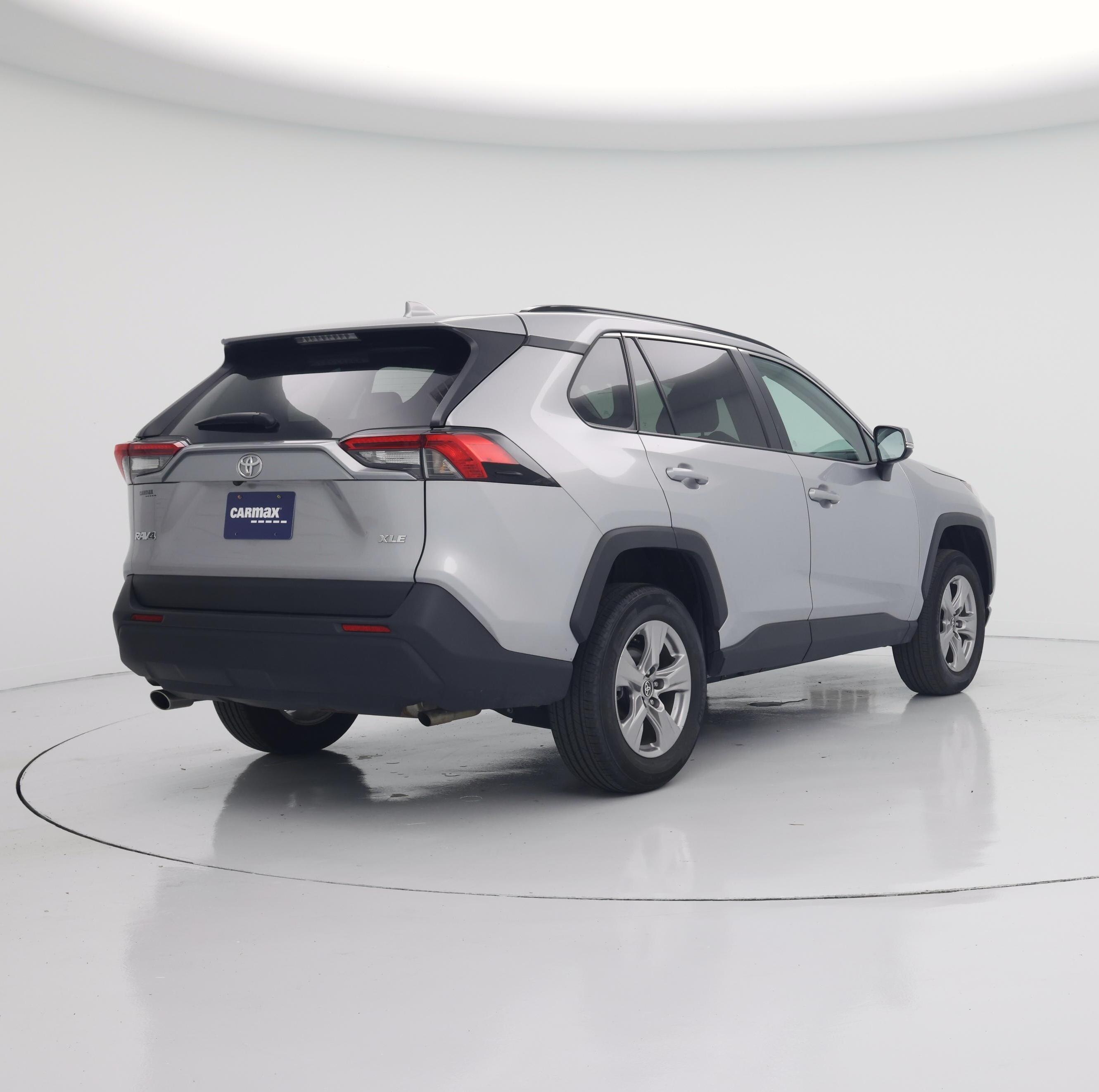 Thumbnail: 2025 Toyota RAV4 - 8