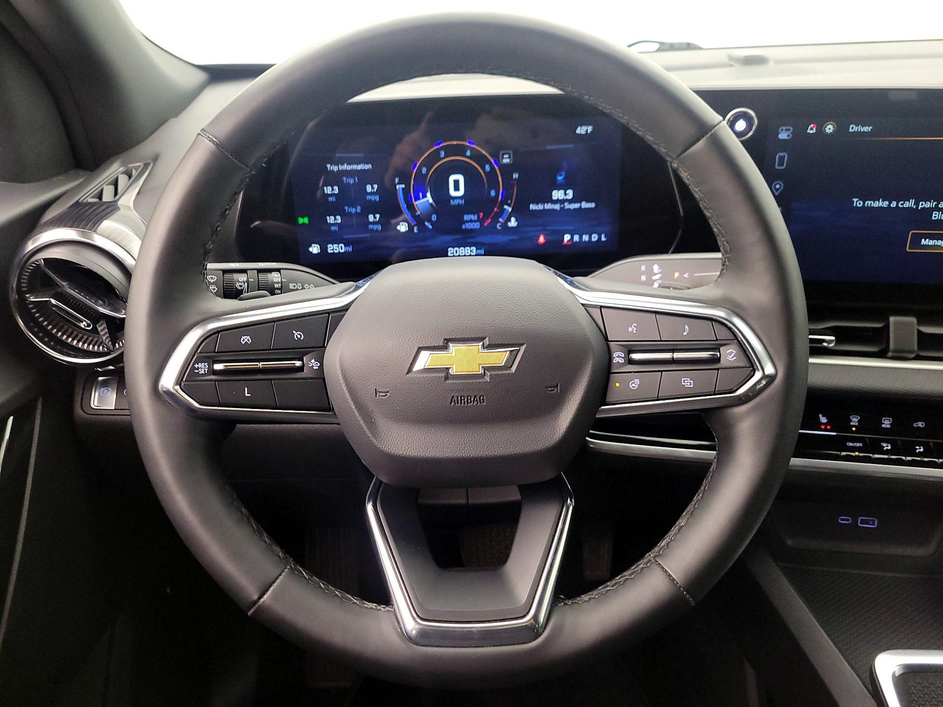 Thumbnail: 2025 Chevrolet Equinox - 10