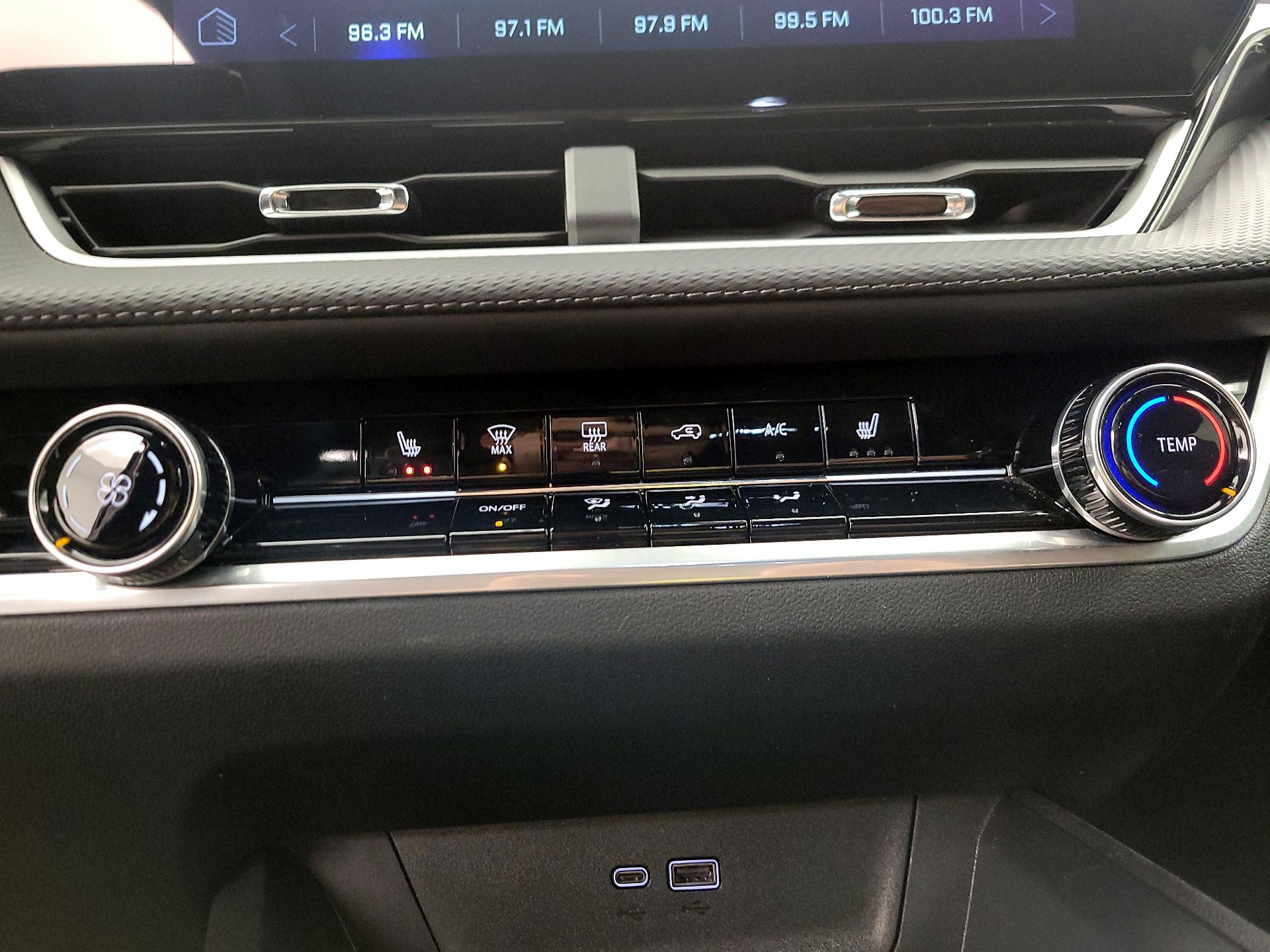 Thumbnail: 2025 Chevrolet Equinox - 16