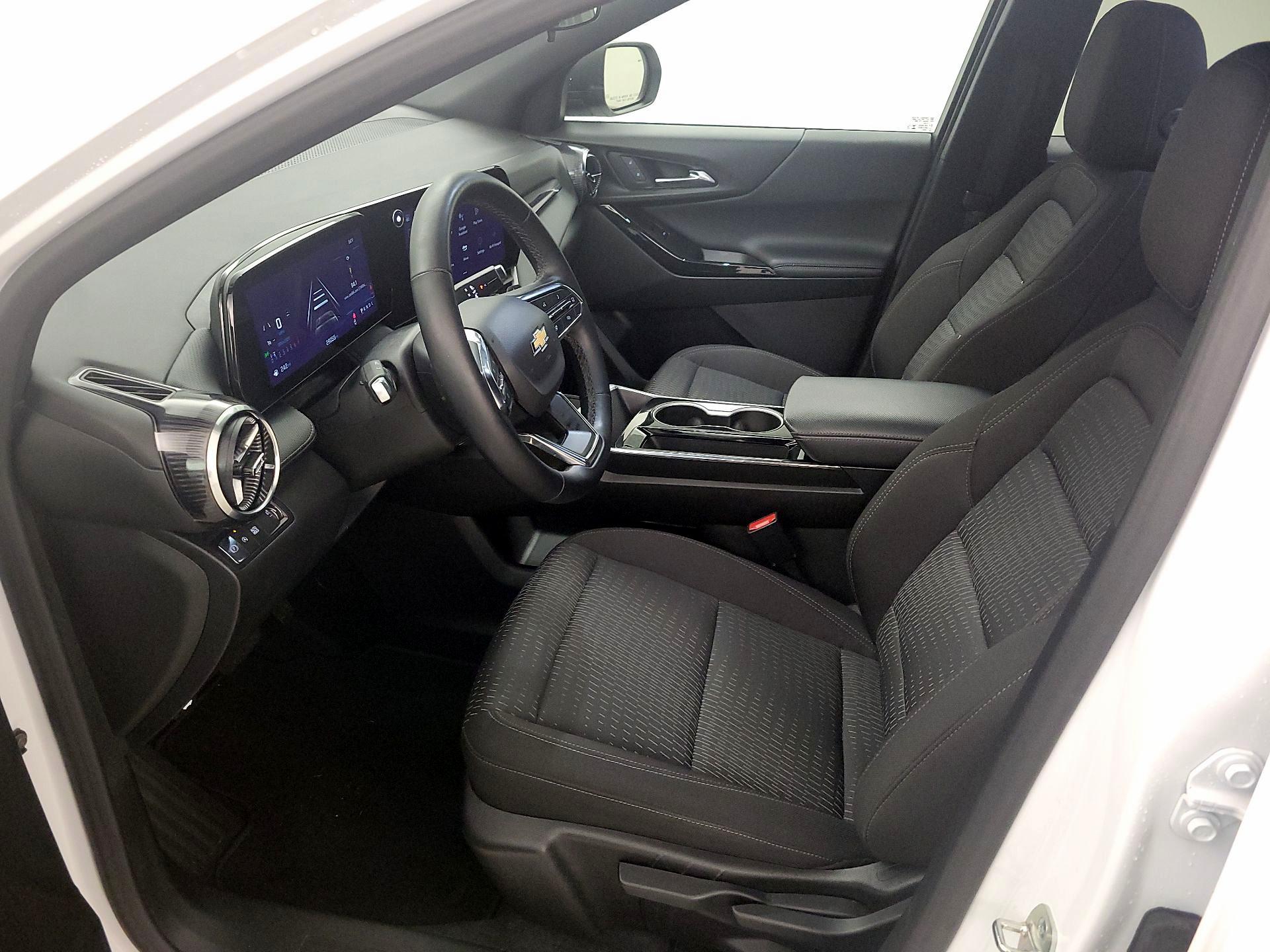 Thumbnail: 2025 Chevrolet Equinox - 11