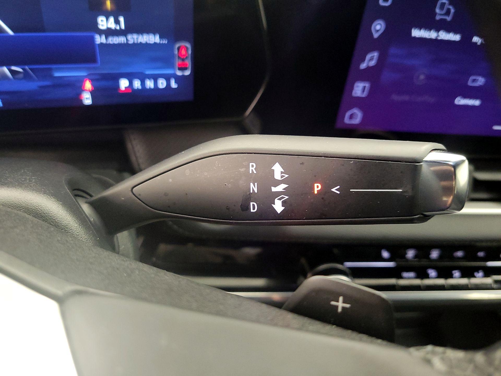 Thumbnail: 2025 Chevrolet Equinox - 17