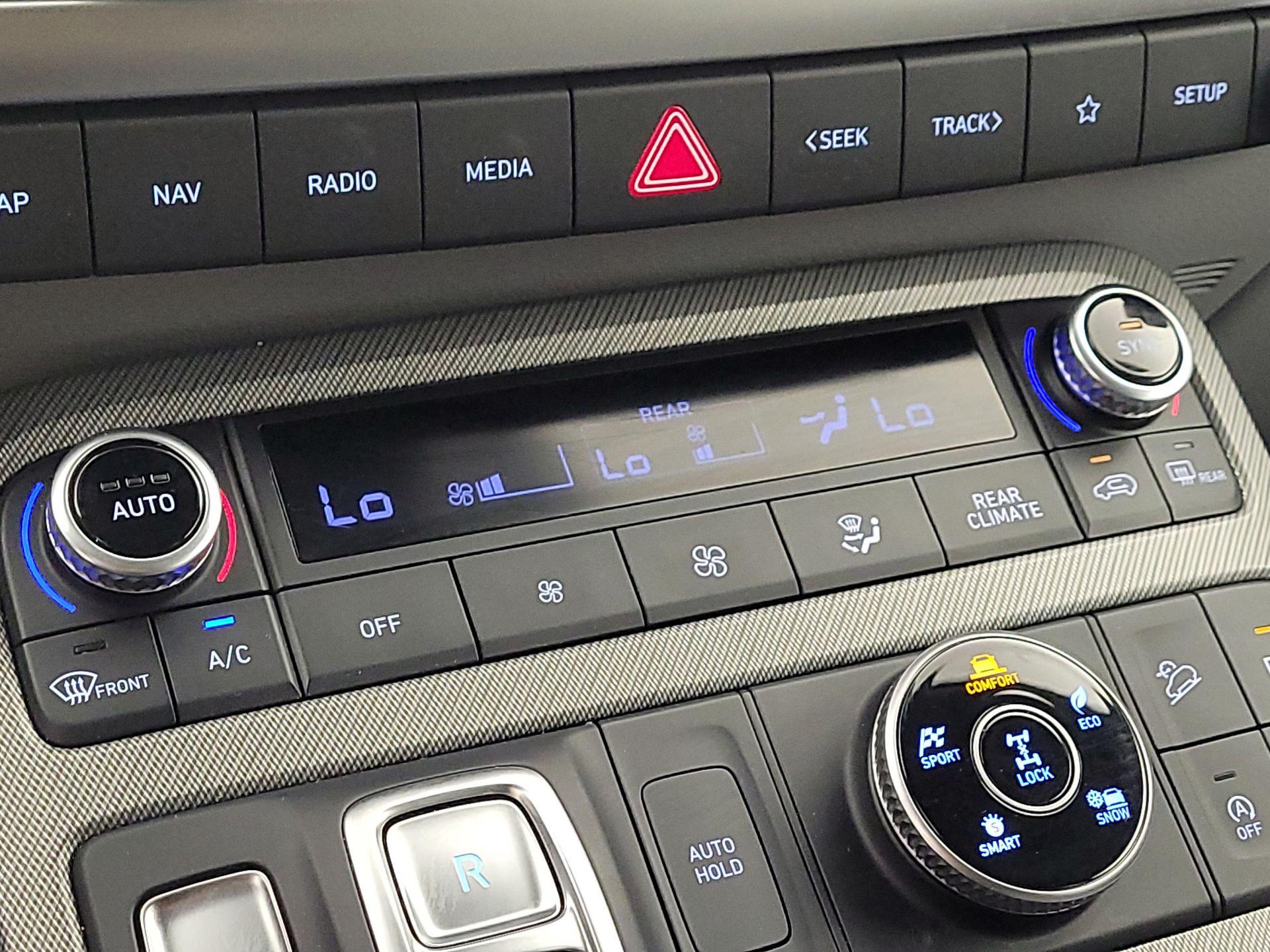 Thumbnail: 2025 Hyundai Palisade - 16