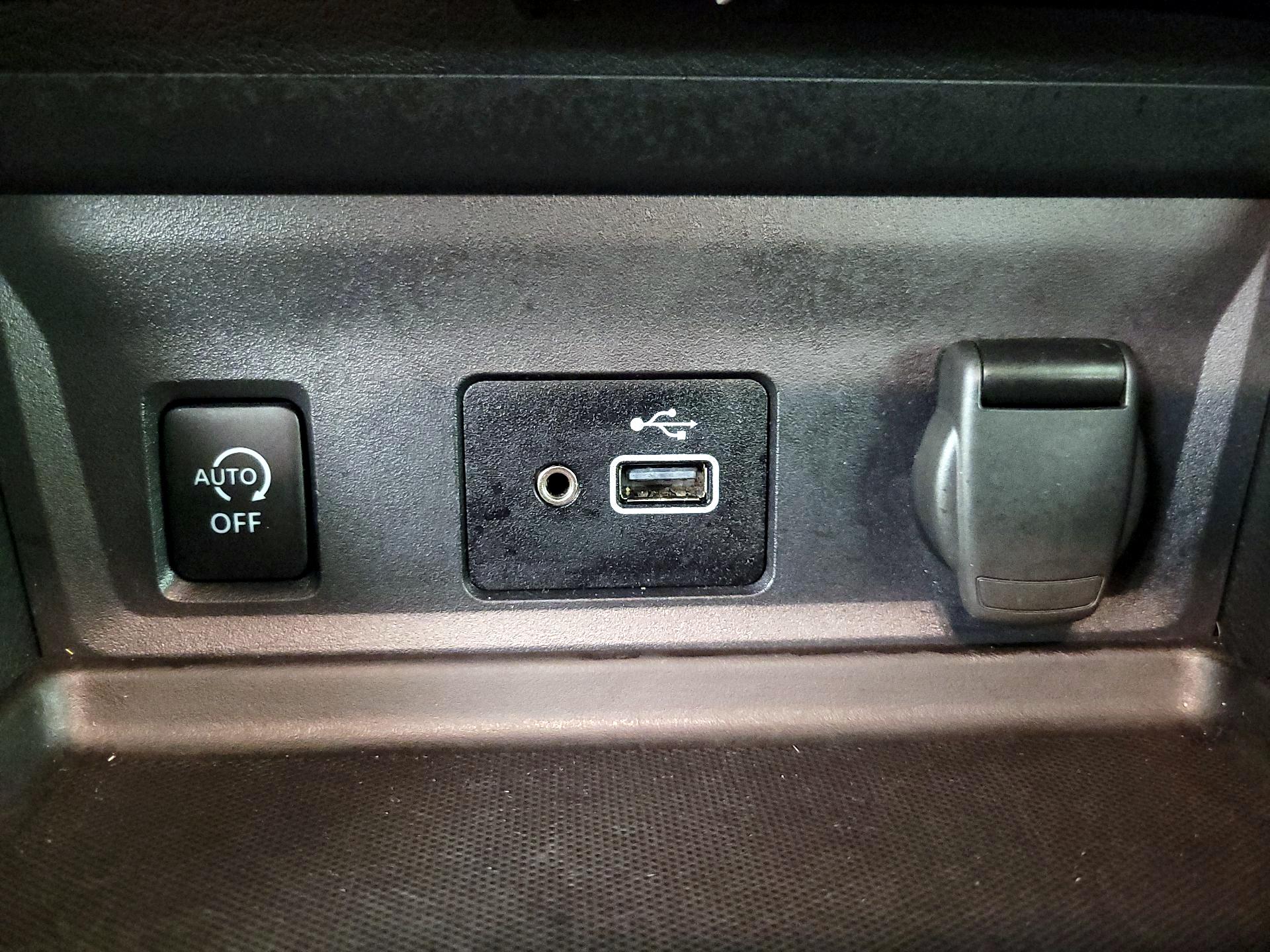 Thumbnail: 2025 Nissan Sentra - 18