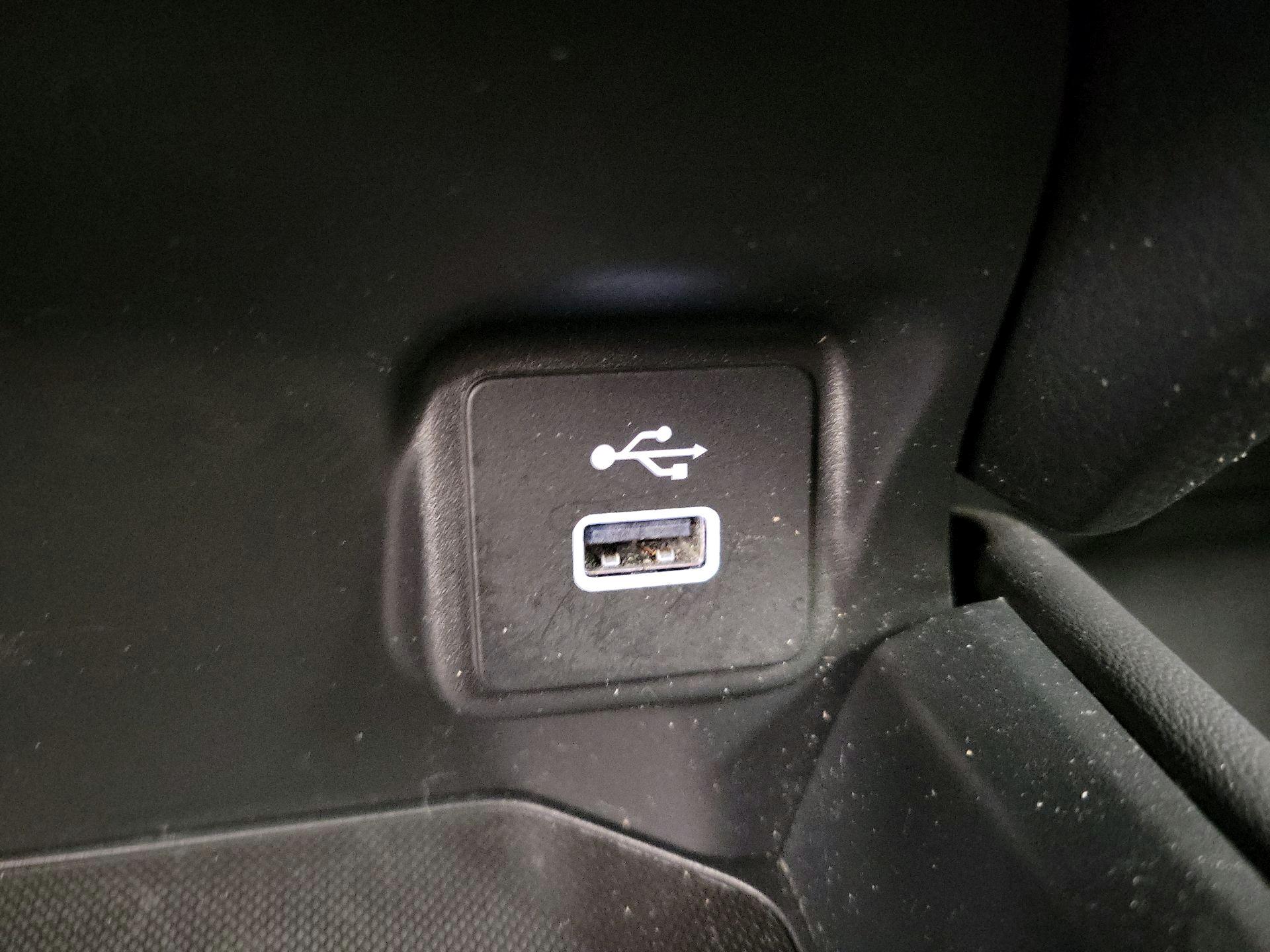 Thumbnail: 2025 Honda HR-V - 18