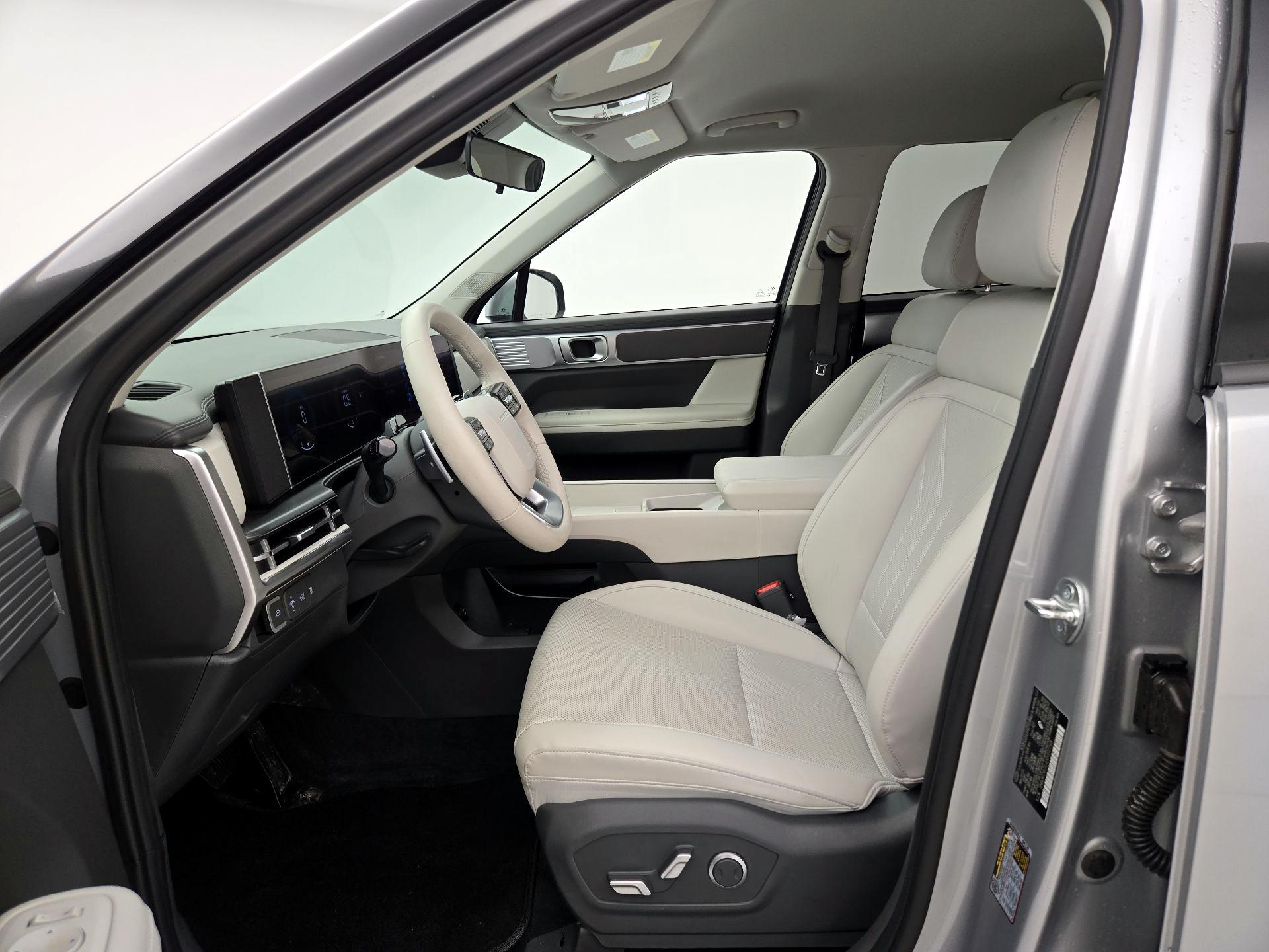 Thumbnail: 2025 Hyundai Santa Fe - 11