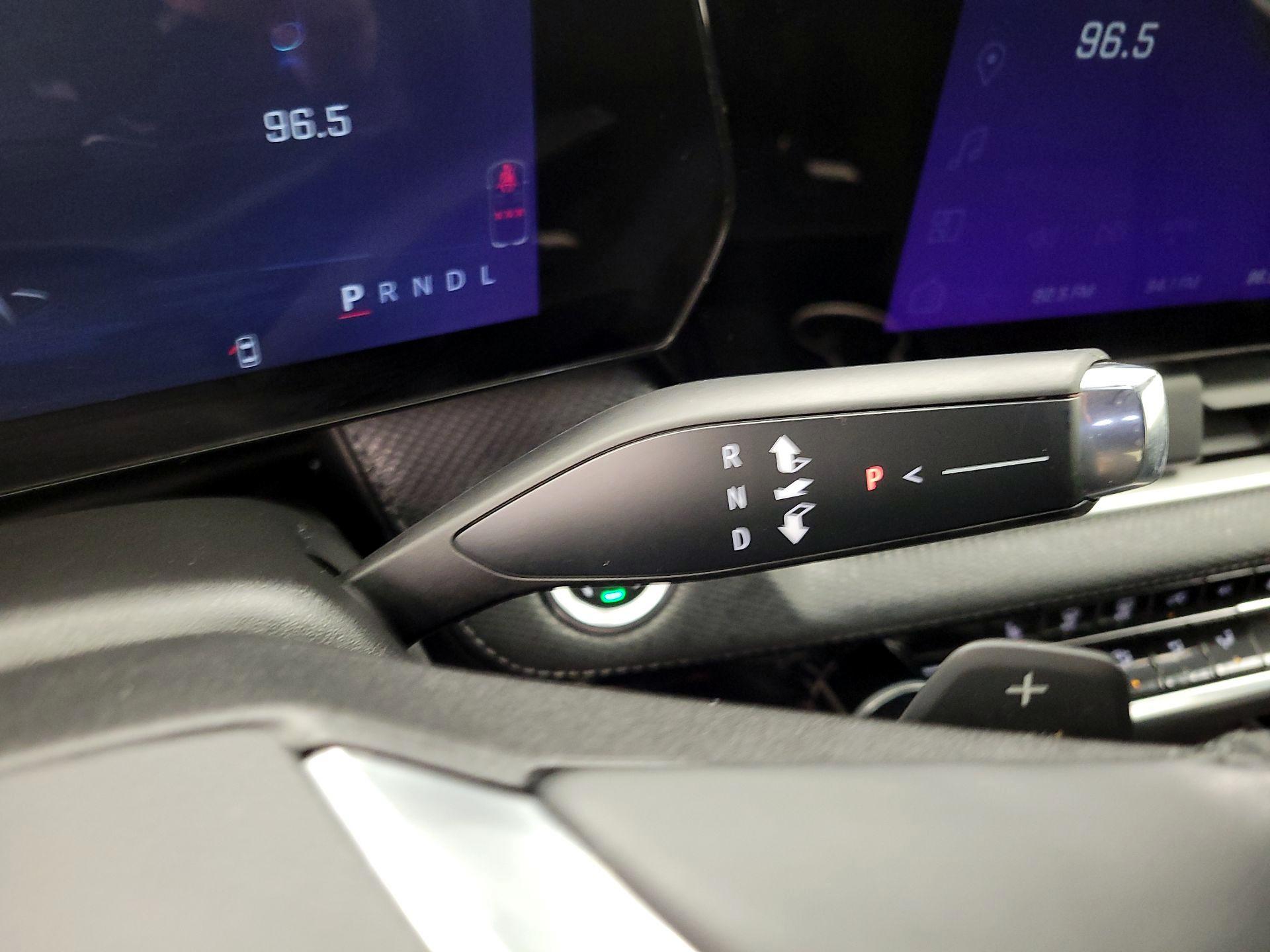 Thumbnail: 2025 Chevrolet Equinox - 18