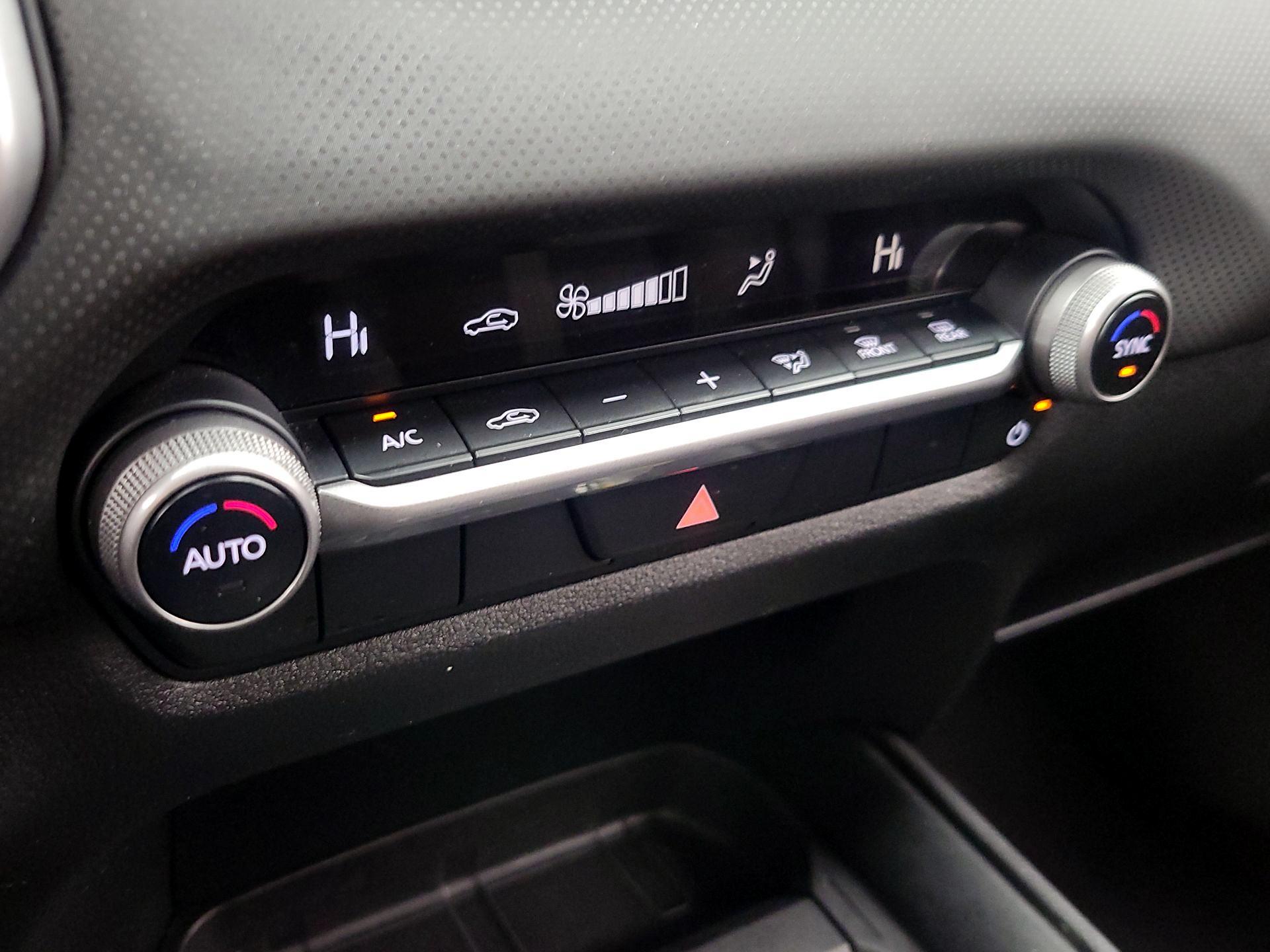 Thumbnail: 2025 Mazda CX-50 - 16