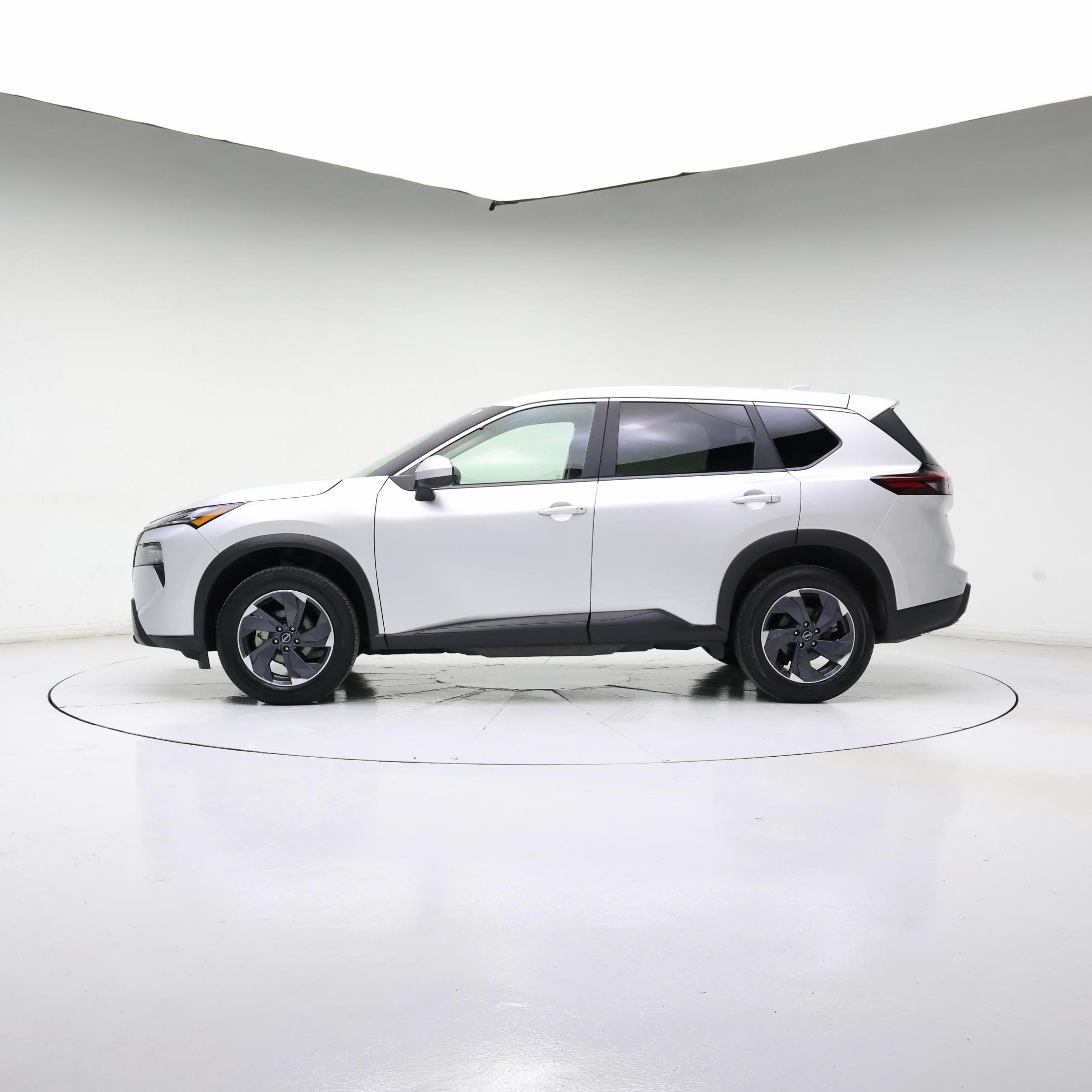 Thumbnail: 2025 Nissan Rogue - 3