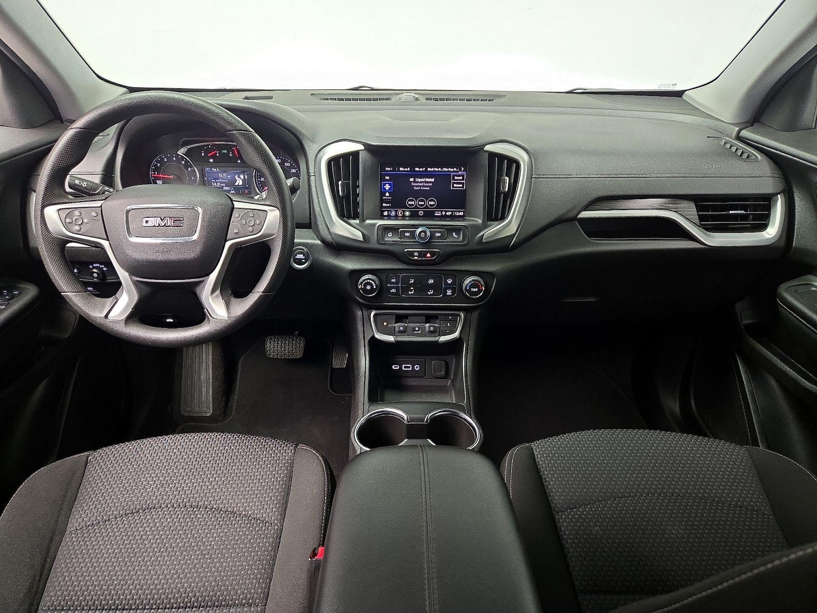 2024 GMC Terrain SLE - Photo 10