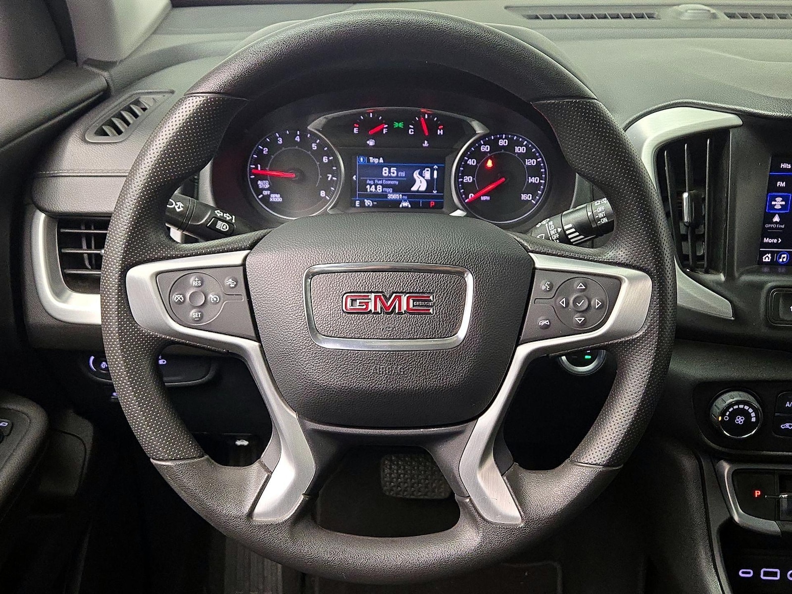 2024 GMC Terrain SLE - Photo 11