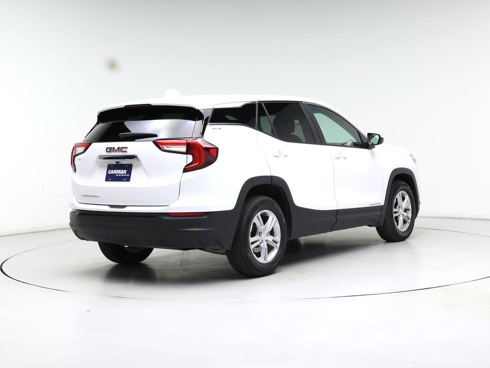 2024 GMC Terrain SLE - Photo 9