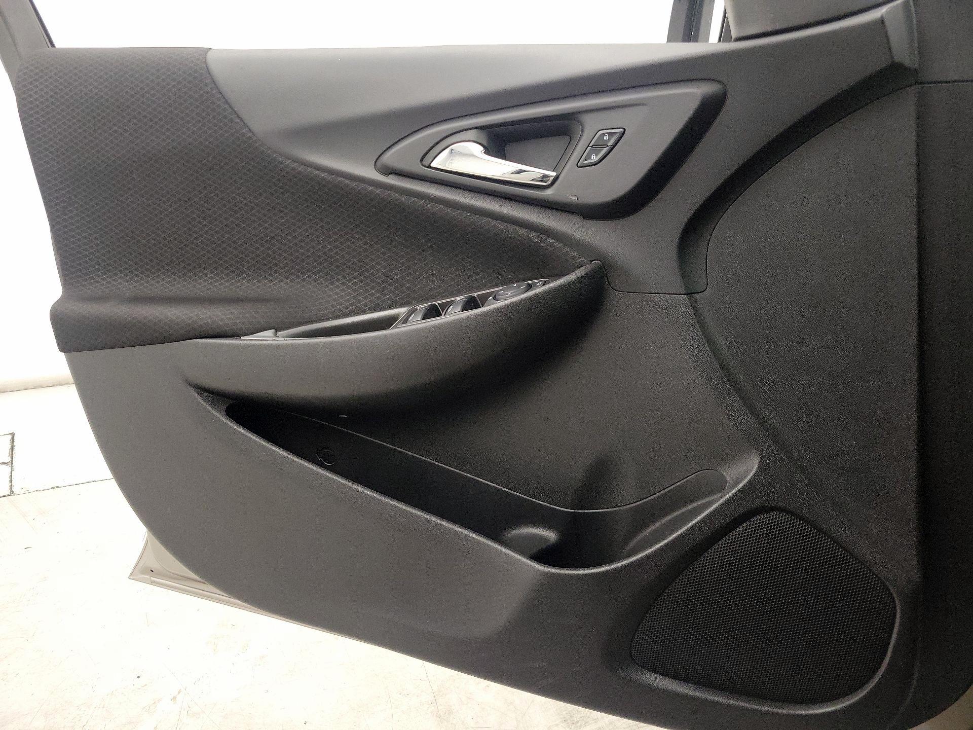 Thumbnail: 2023 Chevrolet Malibu - 12