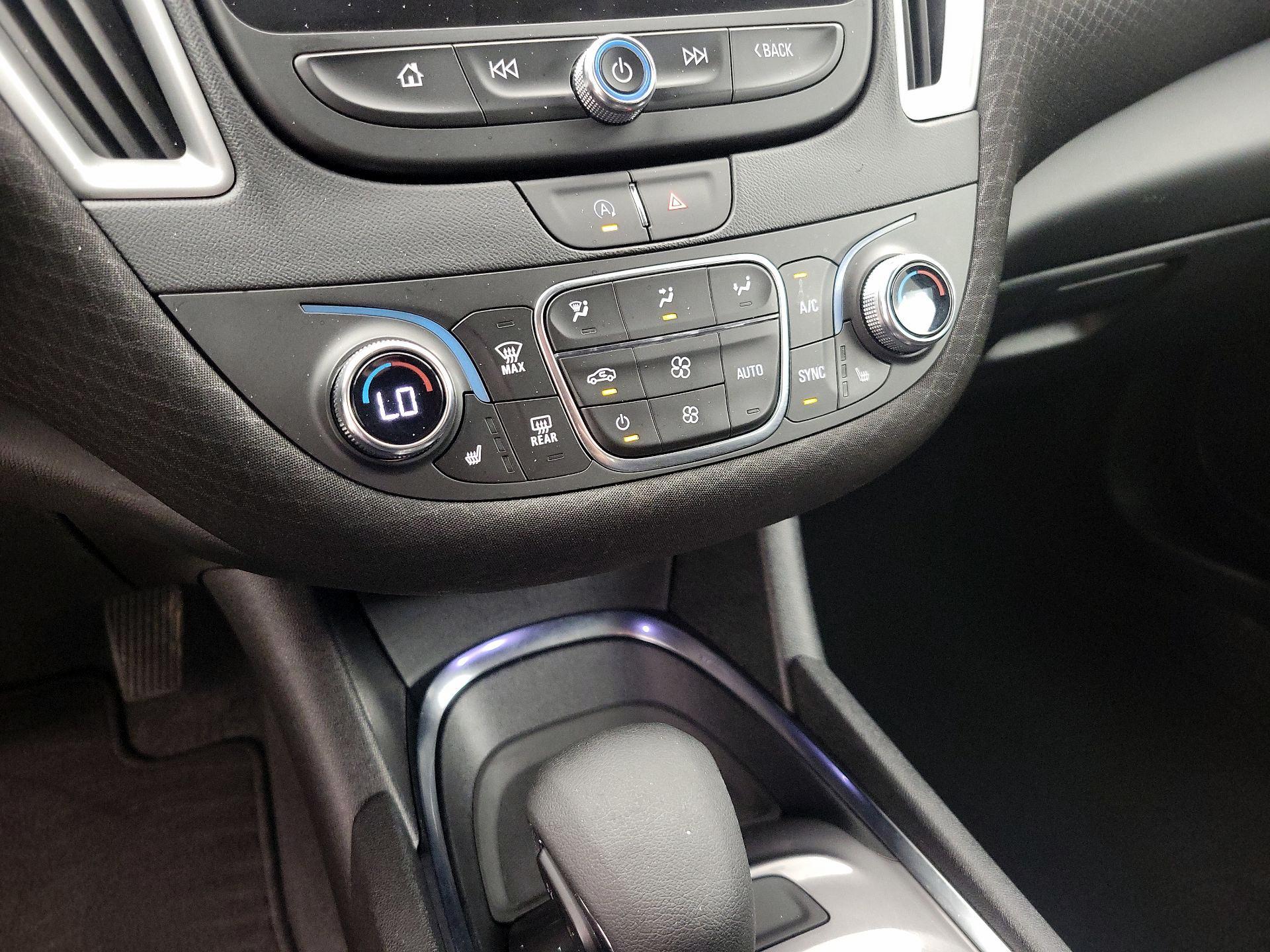 Thumbnail: 2023 Chevrolet Malibu - 16