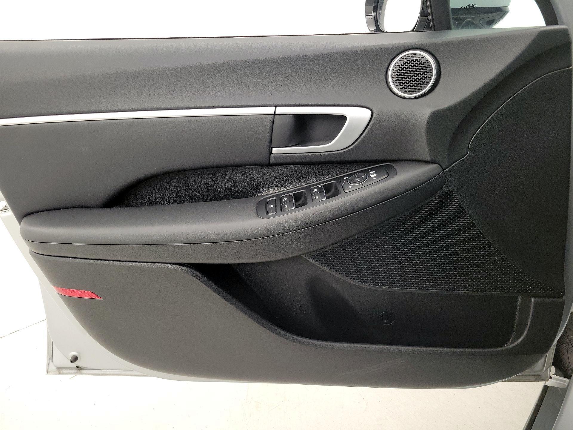 Thumbnail: 2025 Hyundai Sonata - 12