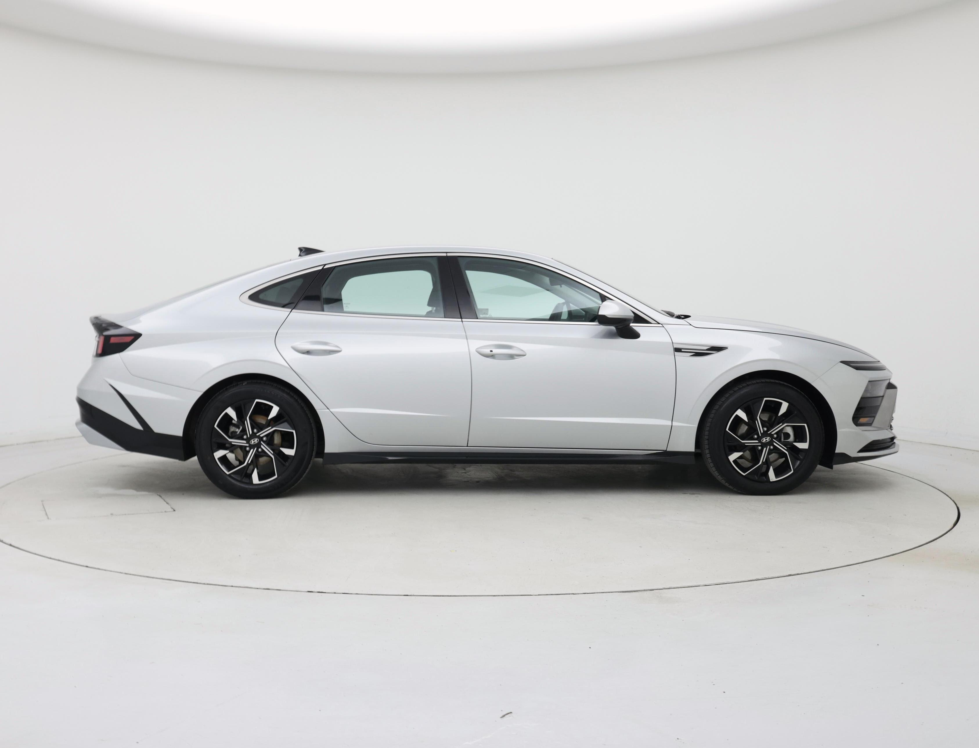 Thumbnail: 2025 Hyundai Sonata - 7