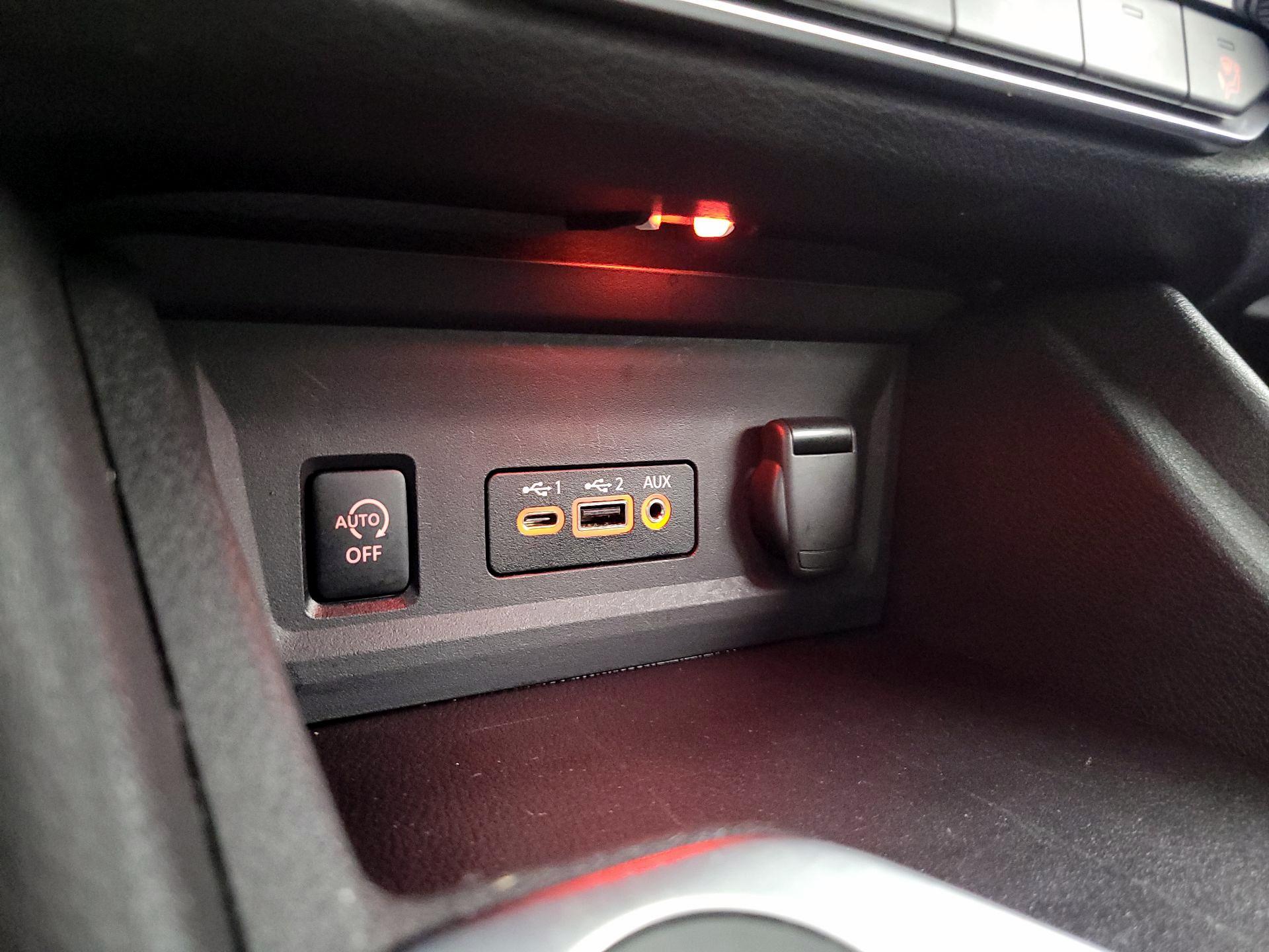 Thumbnail: 2025 Nissan Sentra - 18