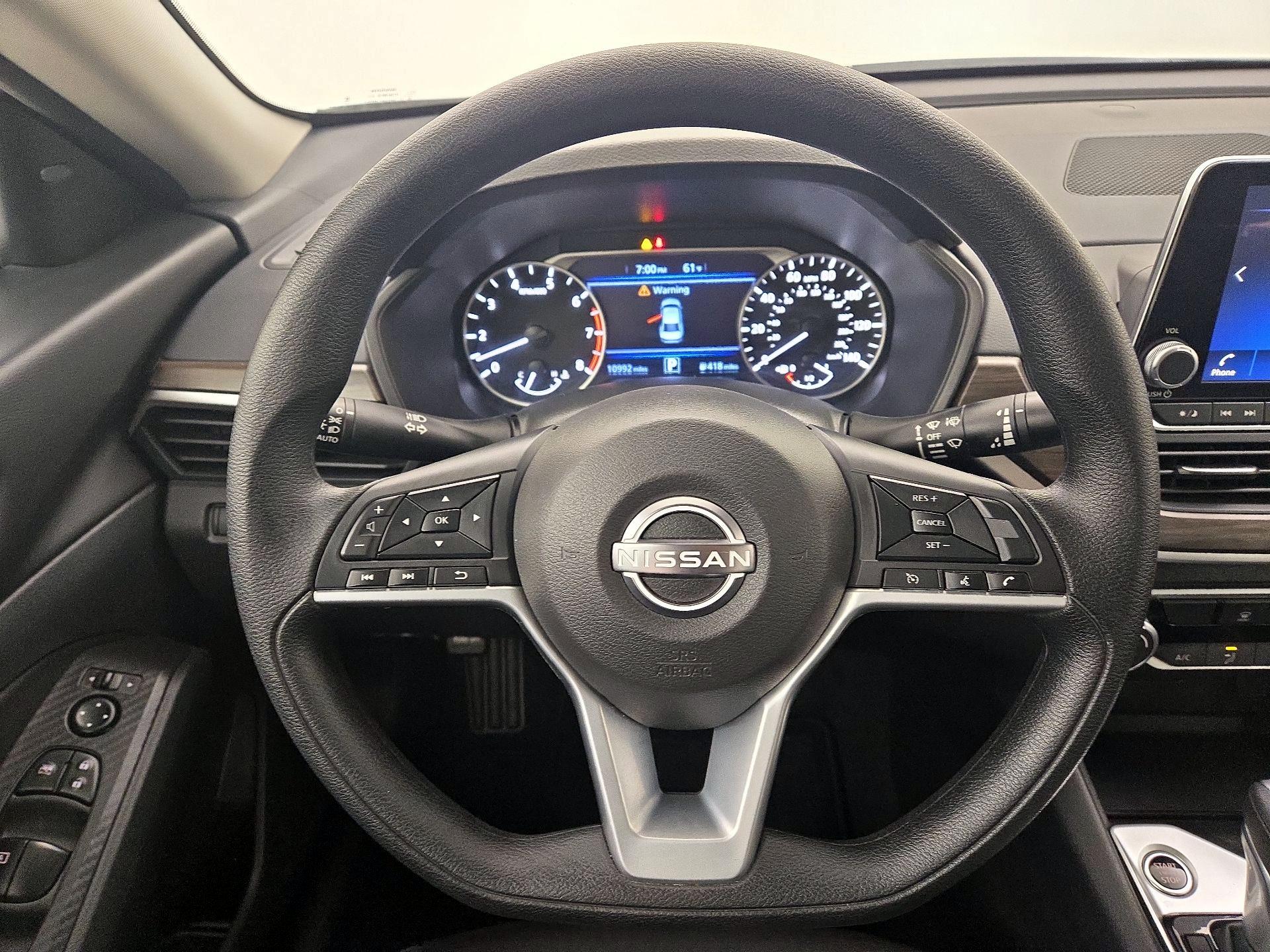 Thumbnail: 2025 Nissan Altima - 10