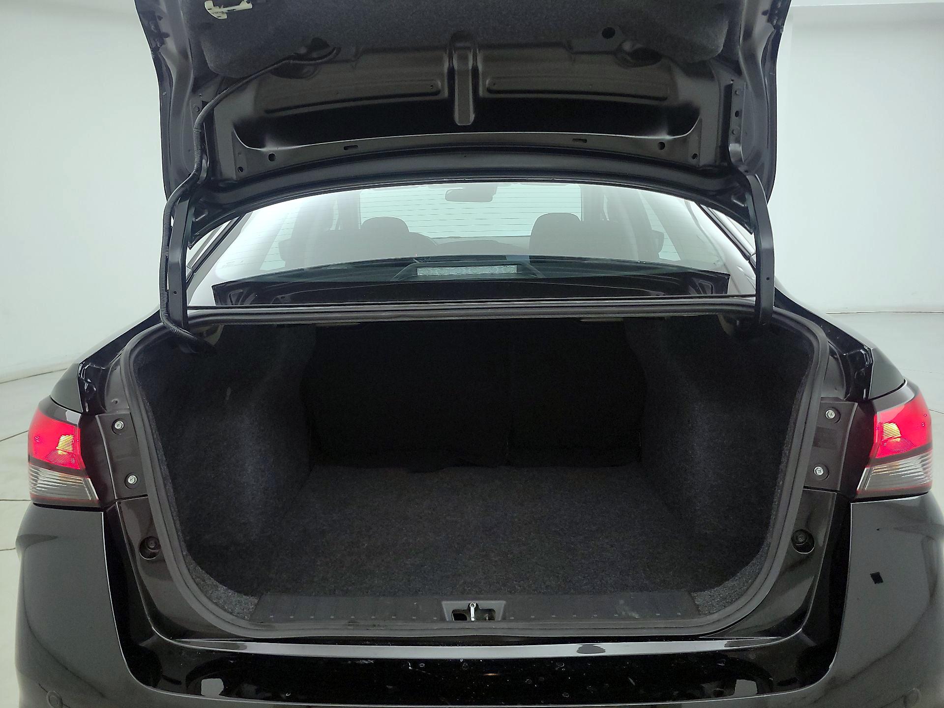 Thumbnail: 2025 Nissan Versa - 20