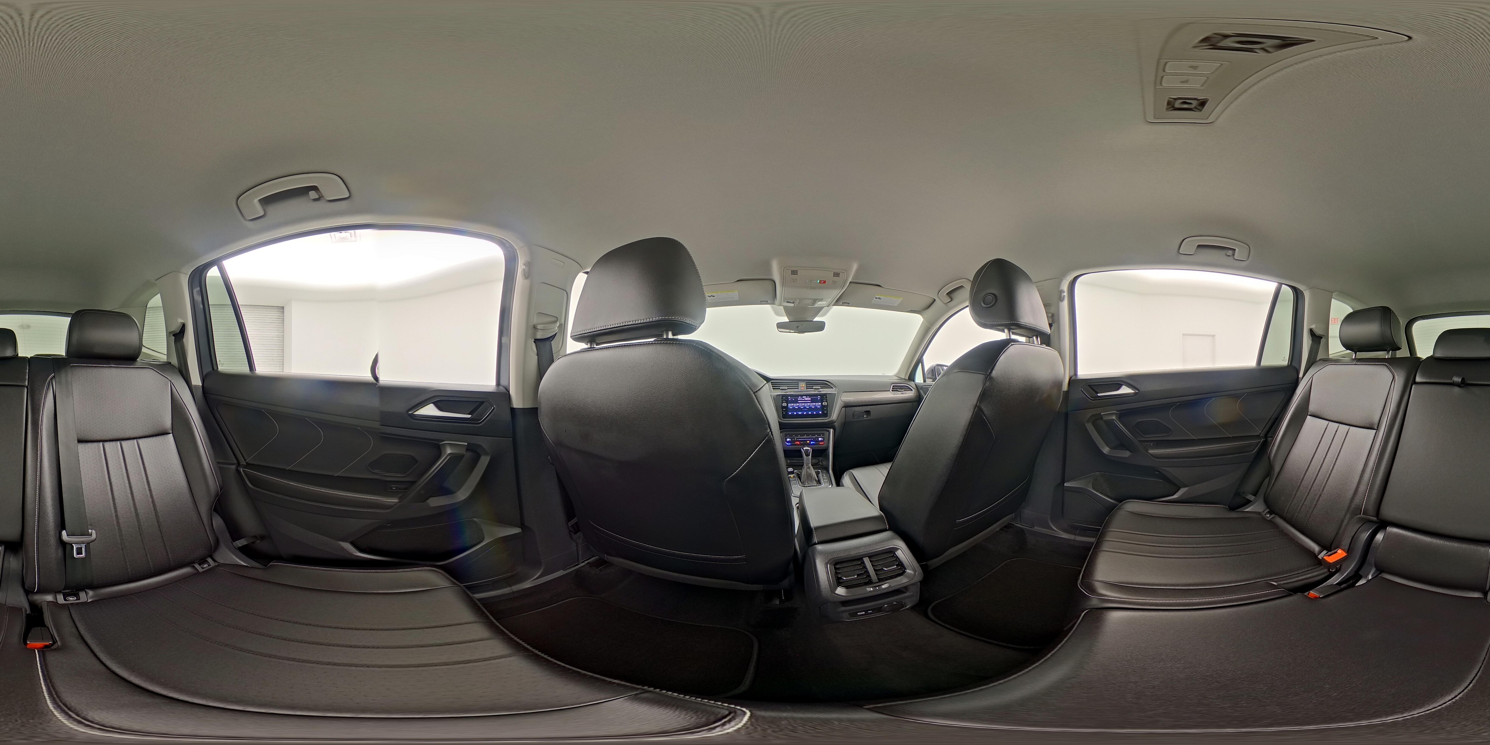 2024 Volkswagen Tiguan SE - Photo 25