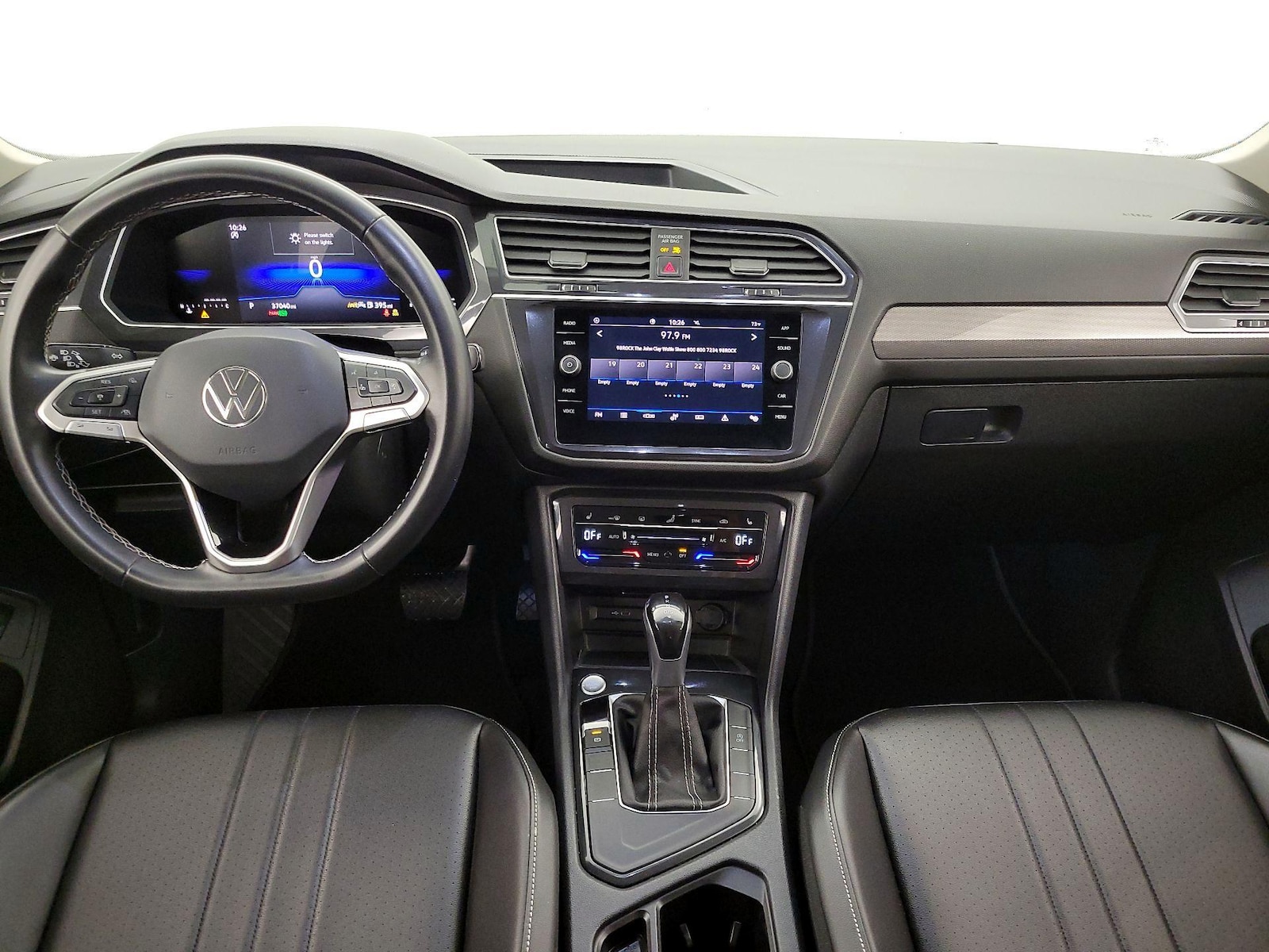 2024 Volkswagen Tiguan SE - Photo 10