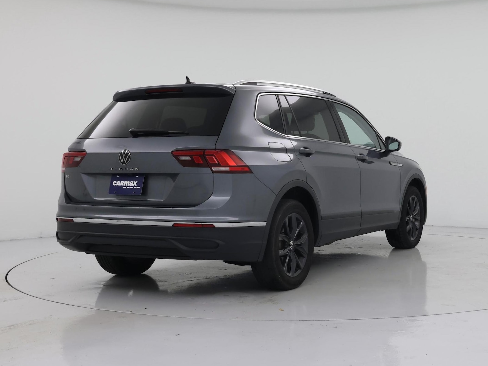 2024 Volkswagen Tiguan SE - Photo 9