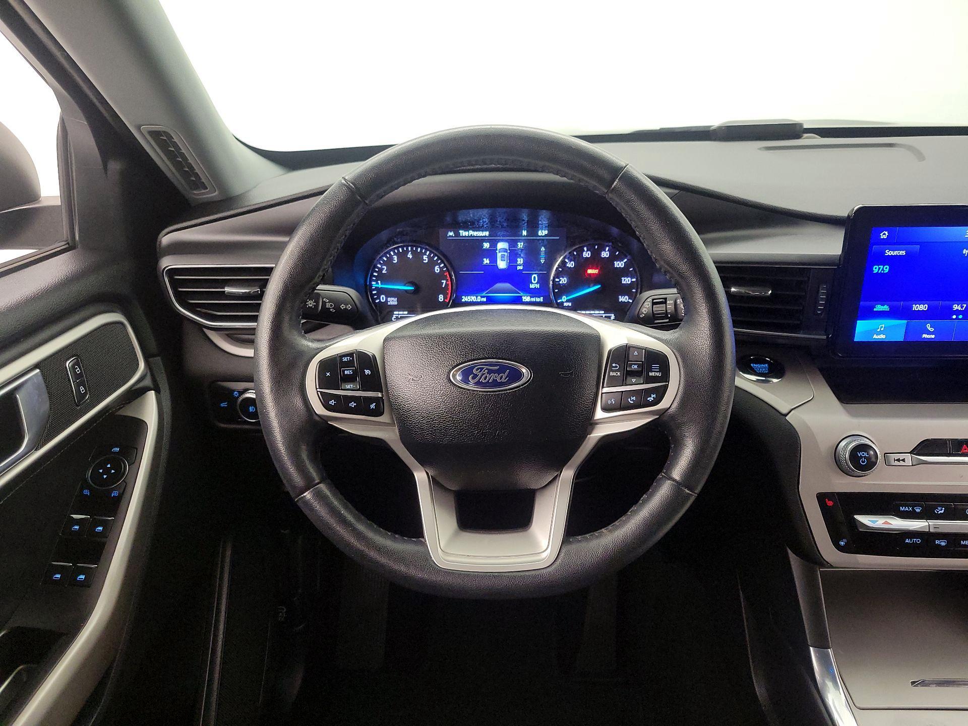 Thumbnail: 2023 Ford Explorer - 10