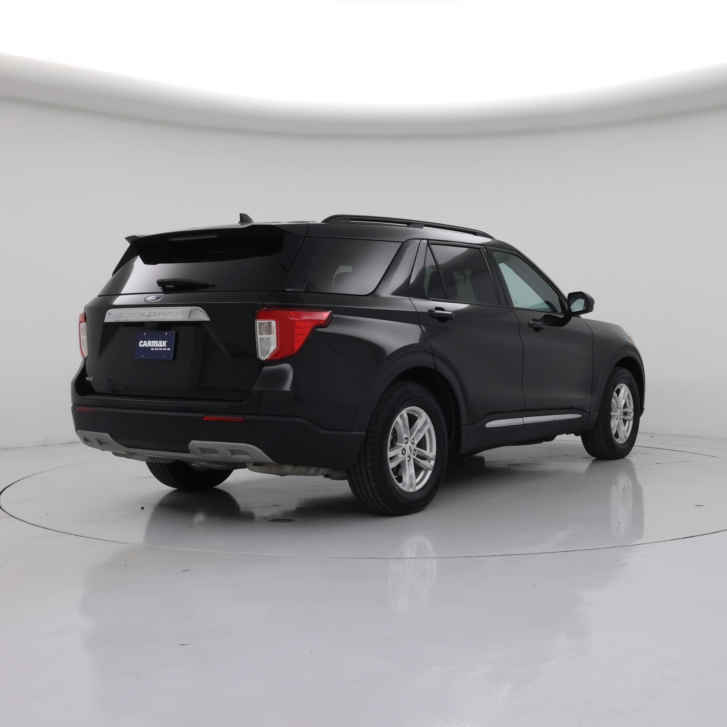 Thumbnail: 2023 Ford Explorer - 8