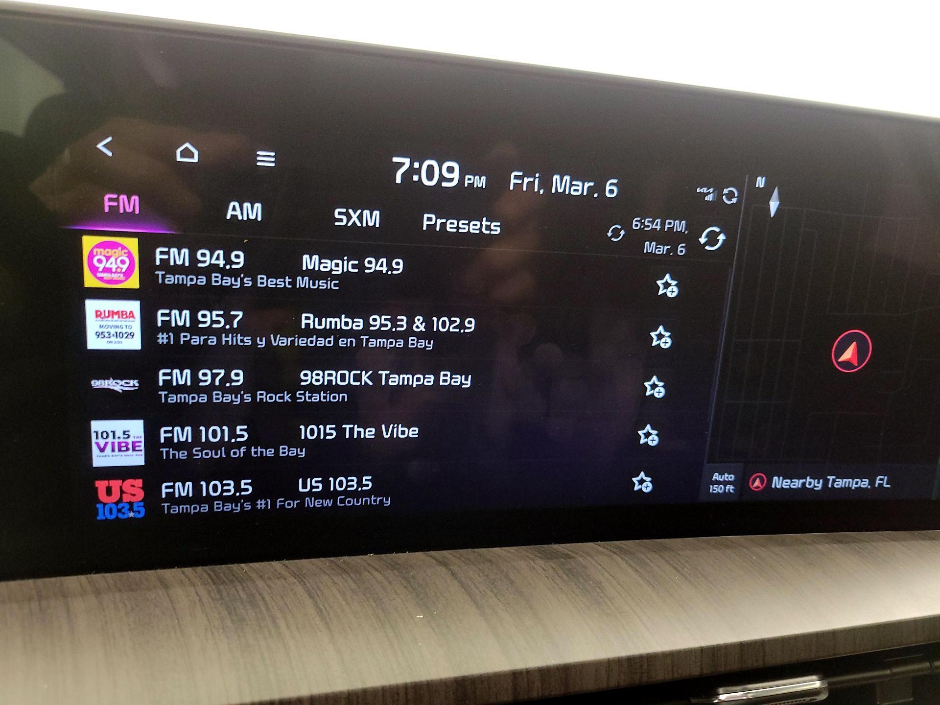 Thumbnail: 2023 Kia Telluride - 16