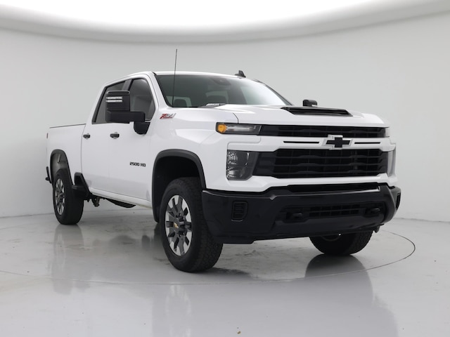 White 2024 Chevrolet Silverado 2500HD Custom Crew Cab 4WD Pickup Truck Four-Wheel Drive Automatic